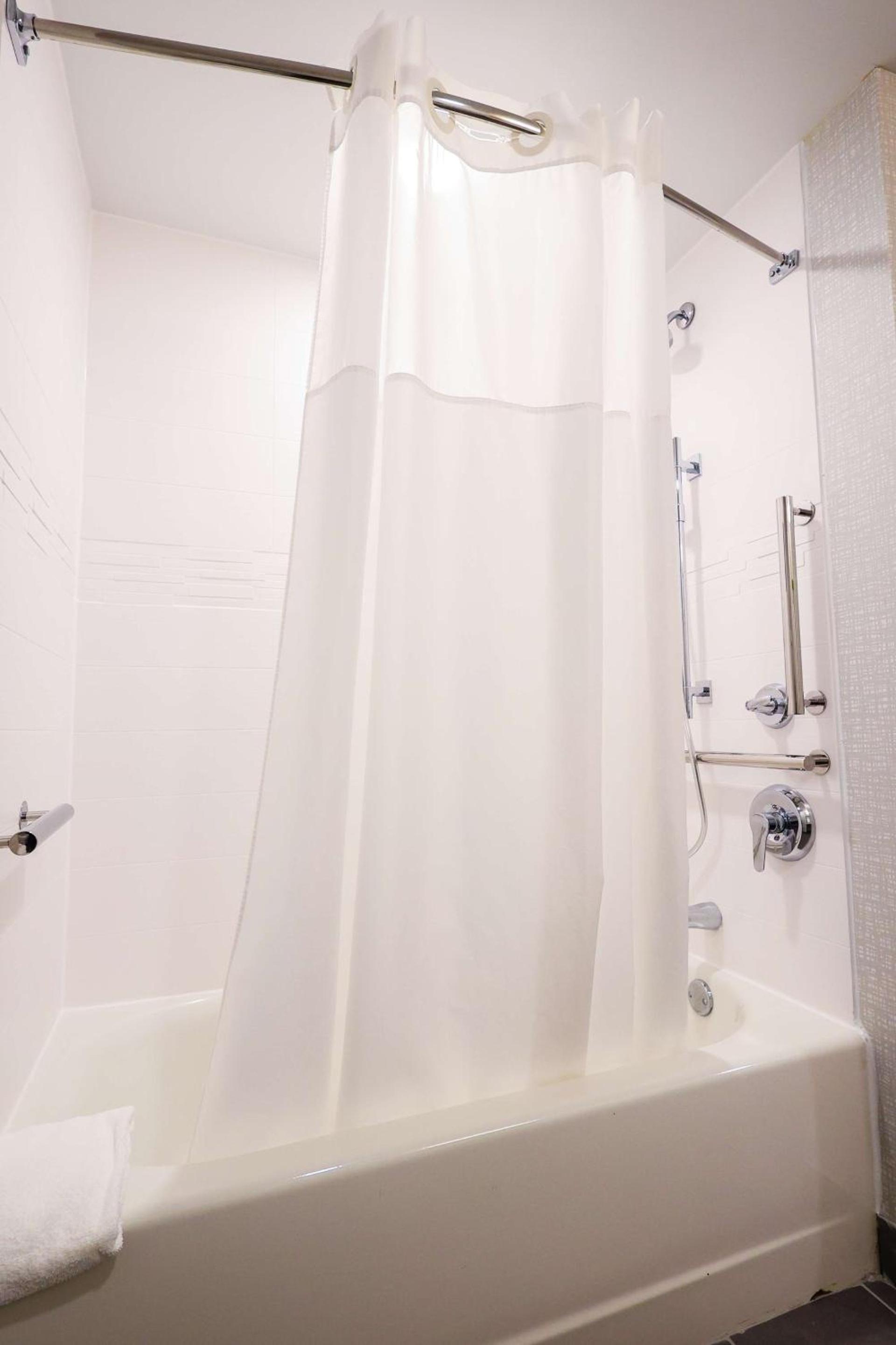 Hampton Inn Rehoboth Beach photo 46