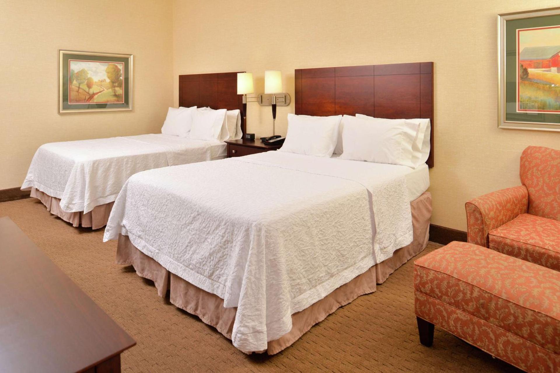 Hampton Inn Staunton photo 40