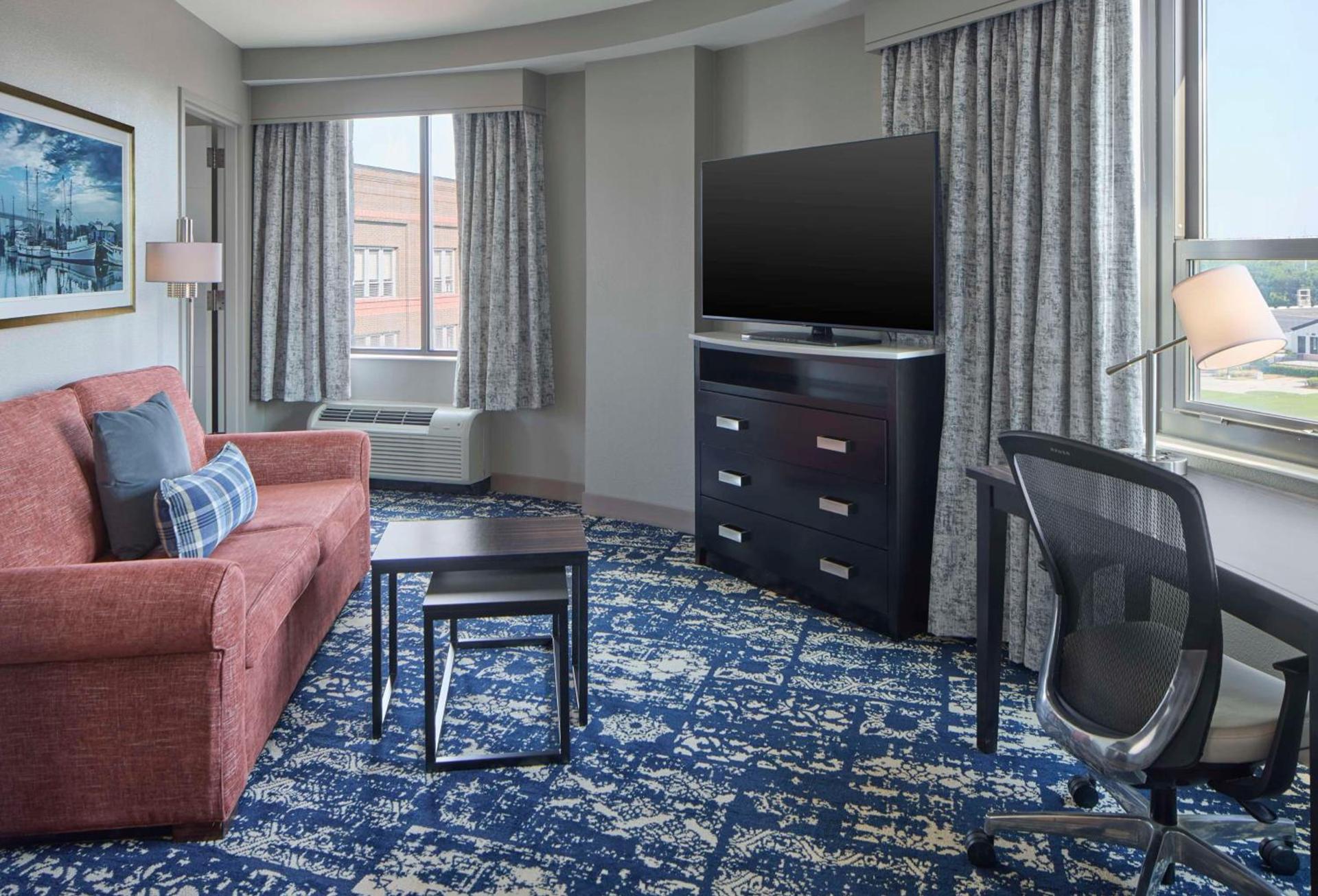 Homewood Suites Savannah Historic District/Riverfront photo 27