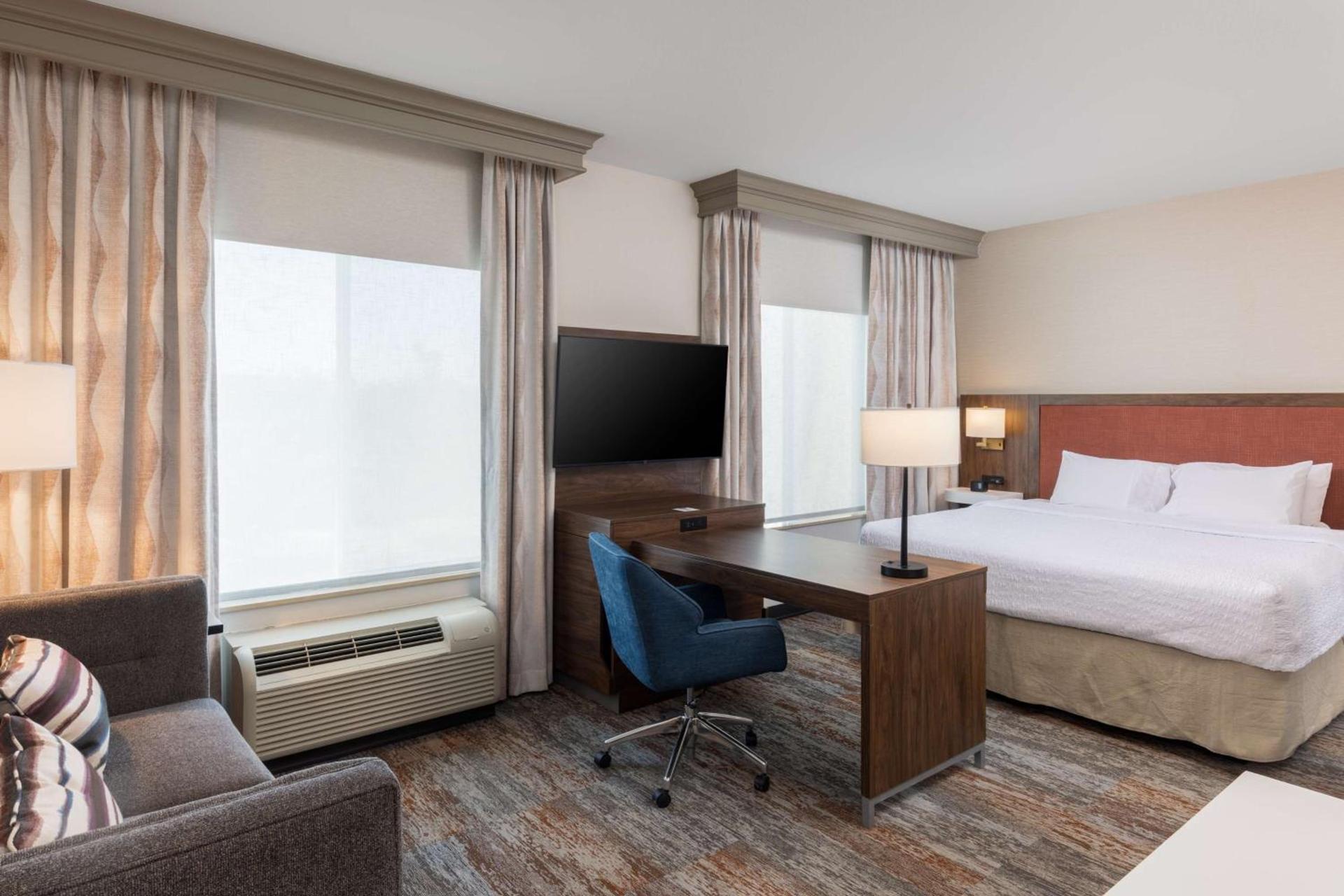 Hampton Inn & Suites Yuba City photo 15