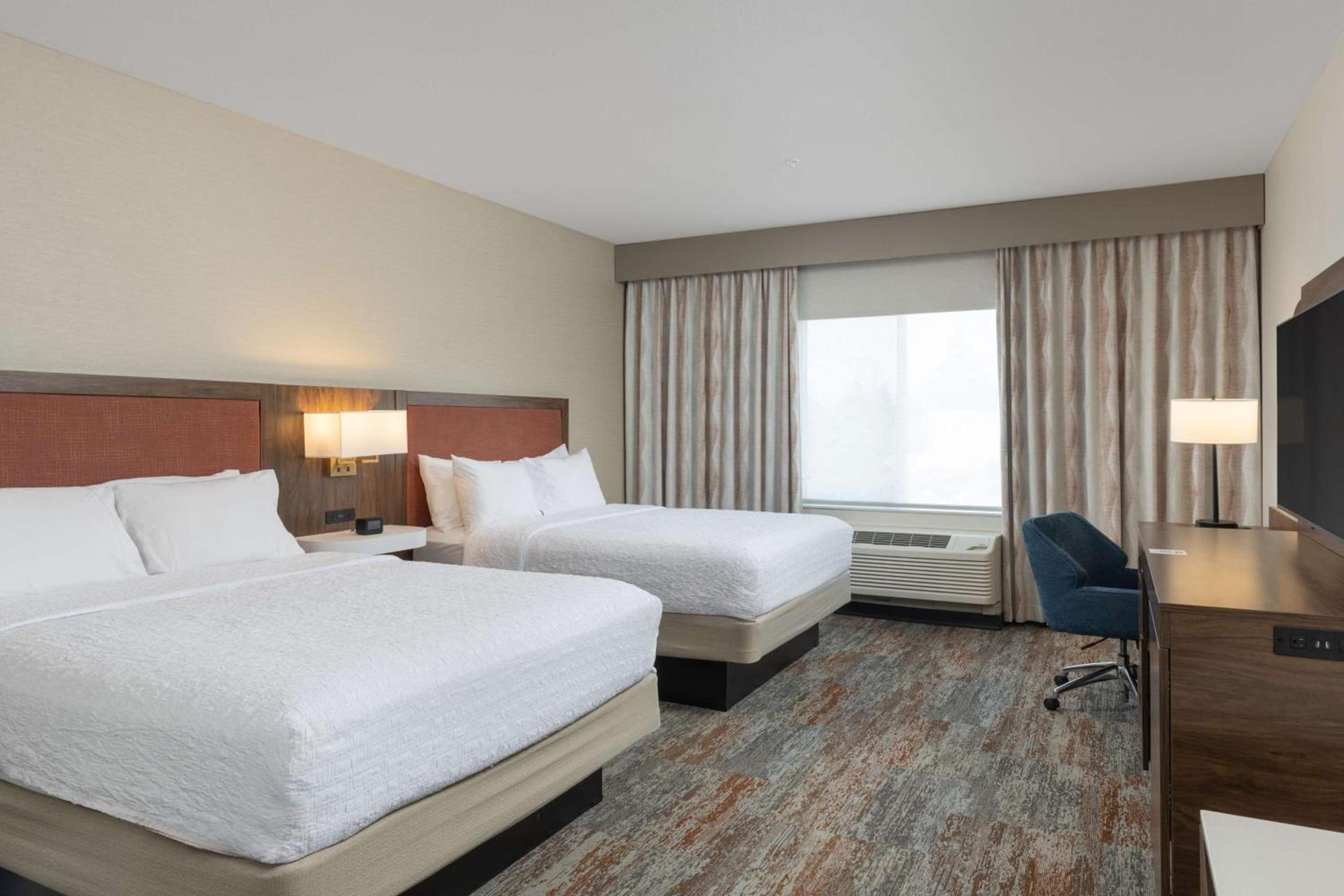 Hampton Inn & Suites Yuba City photo 17