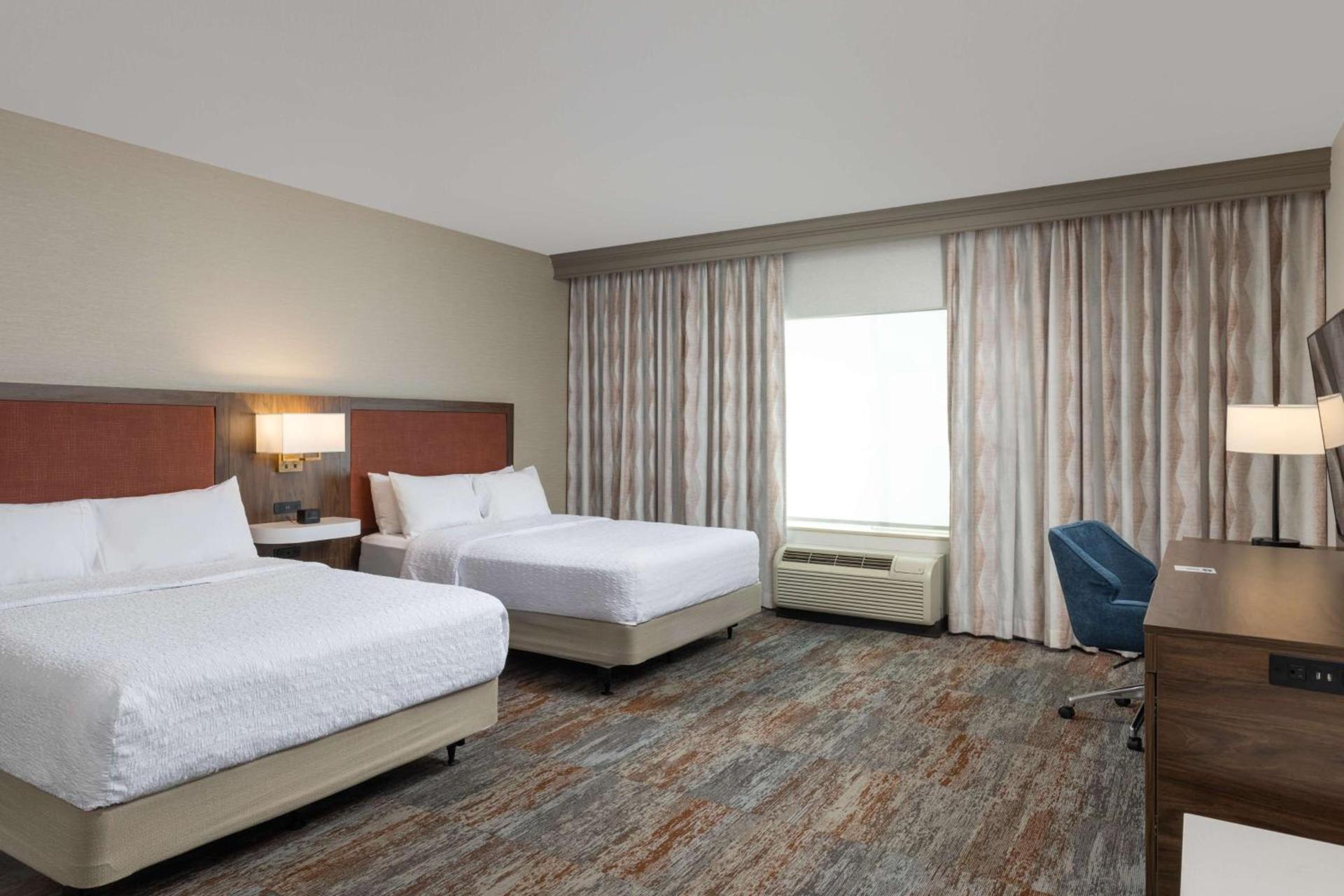 Hampton Inn & Suites Yuba City photo 18