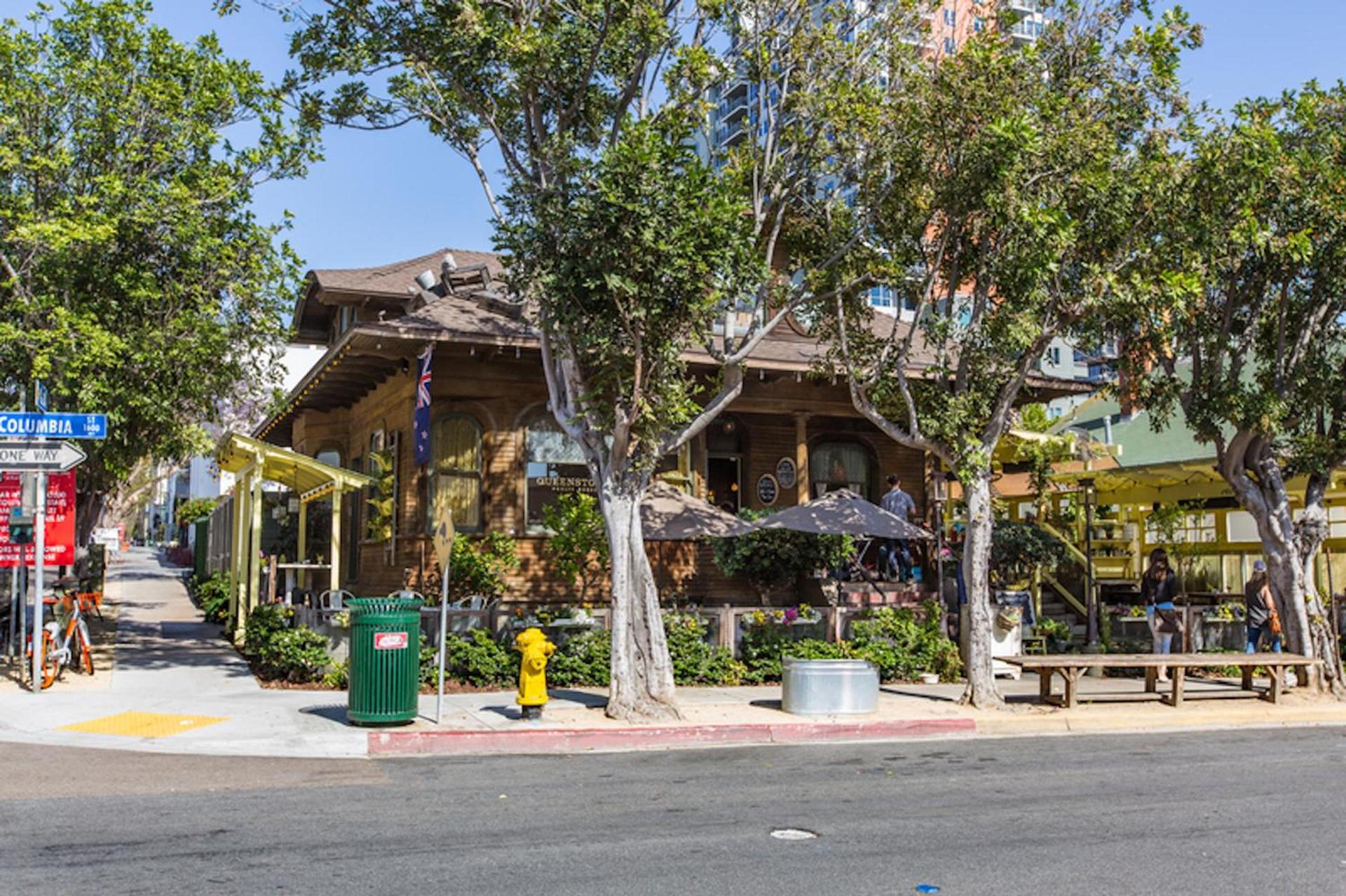 Sonder The Bungalows photo 23