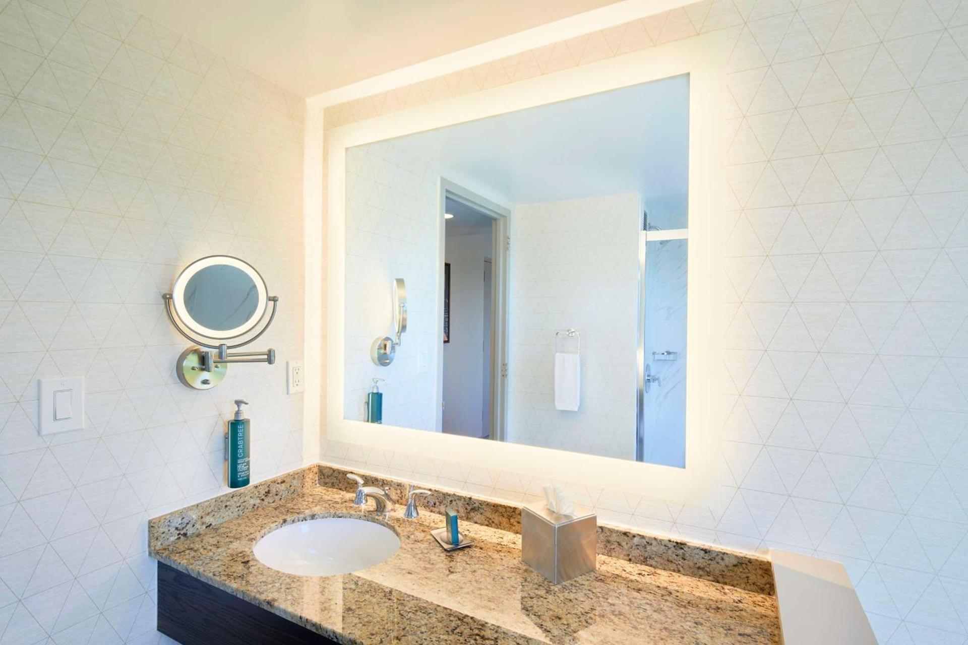 DoubleTree by Hilton Atlanta/Roswell - Alpharetta Area photo 21