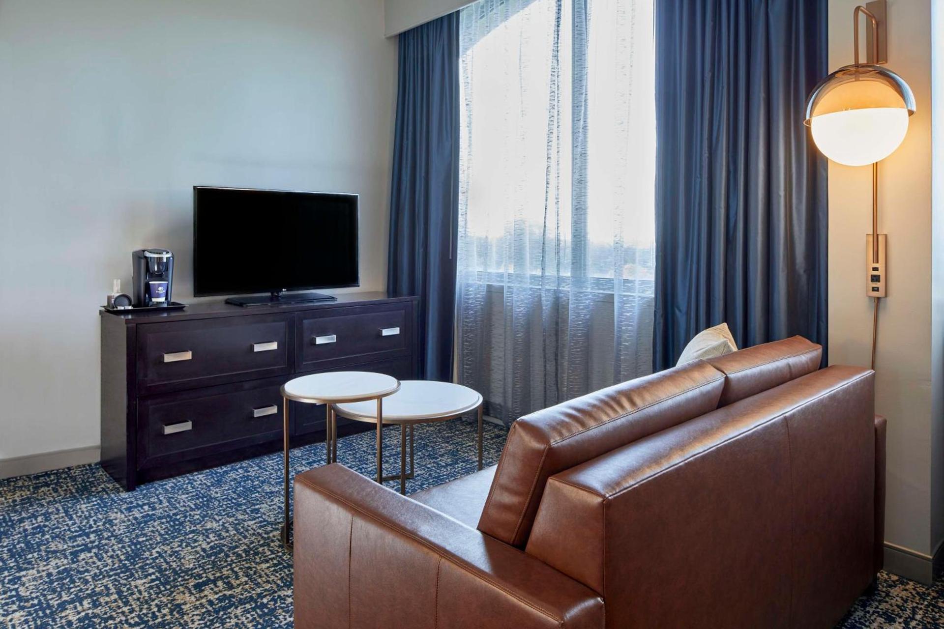 DoubleTree by Hilton Atlanta/Roswell - Alpharetta Area photo 31