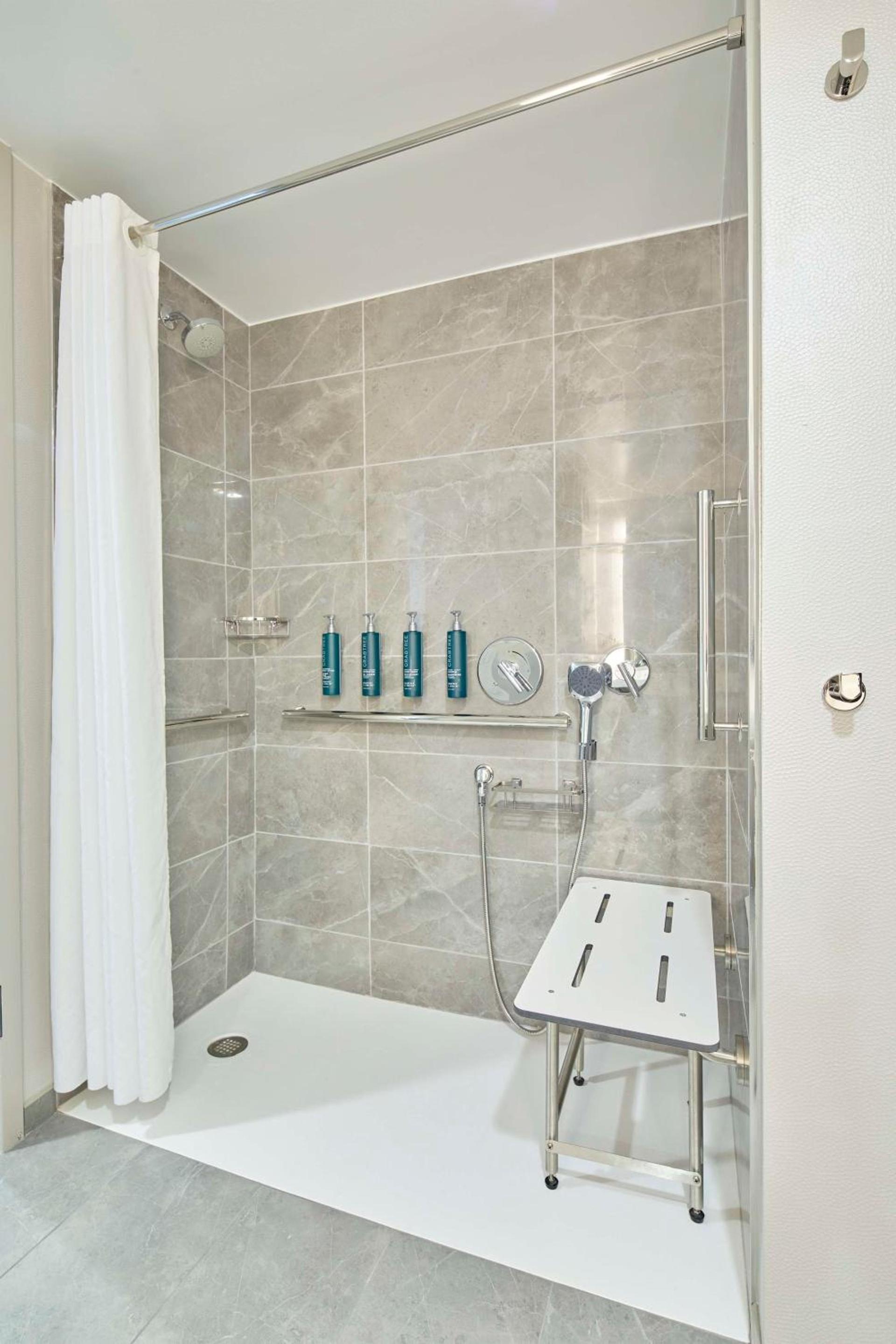 DoubleTree by Hilton Atlanta/Roswell - Alpharetta Area photo 34