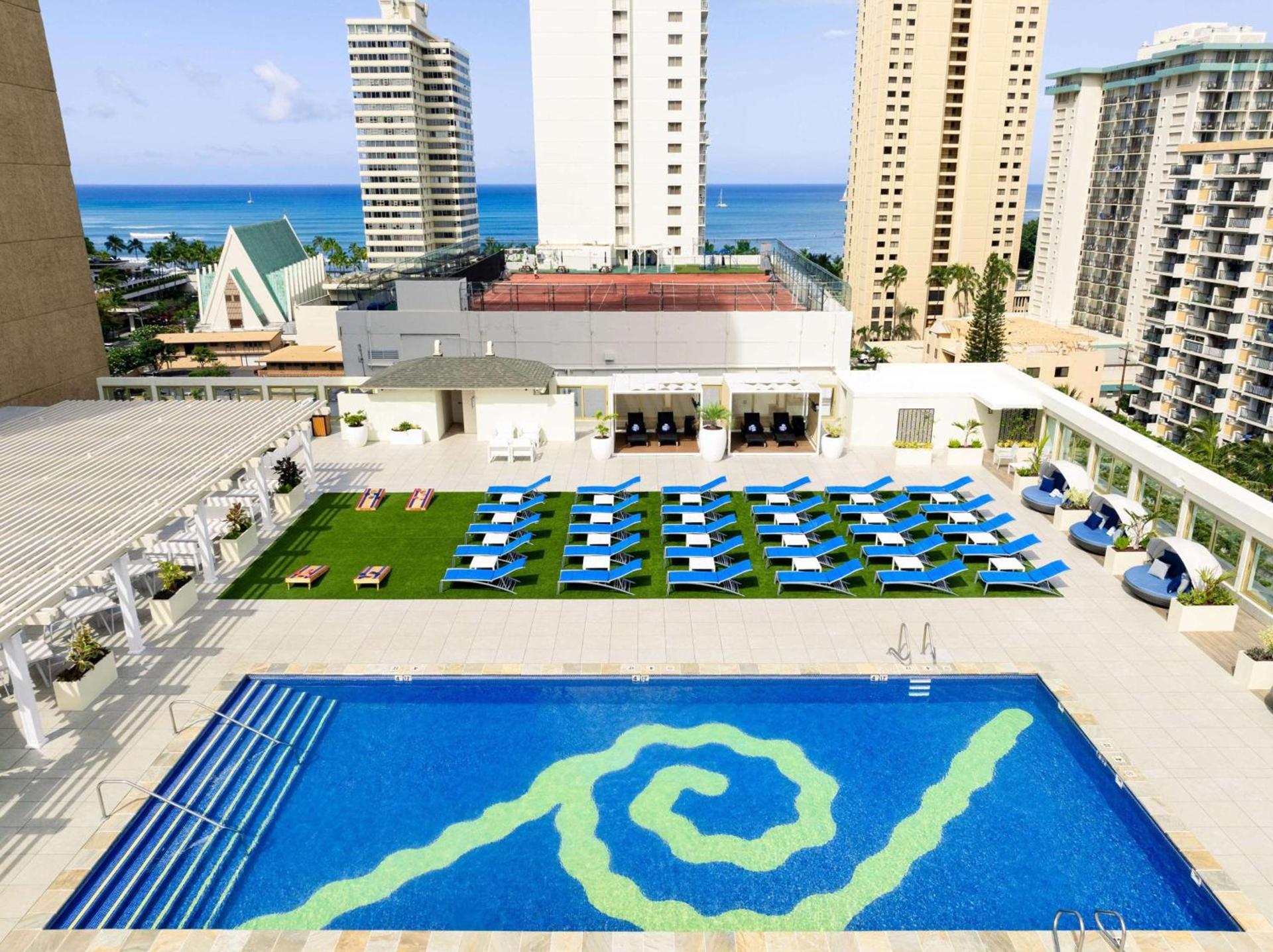 Hilton Waikiki Beach Resort & Spa photo 22