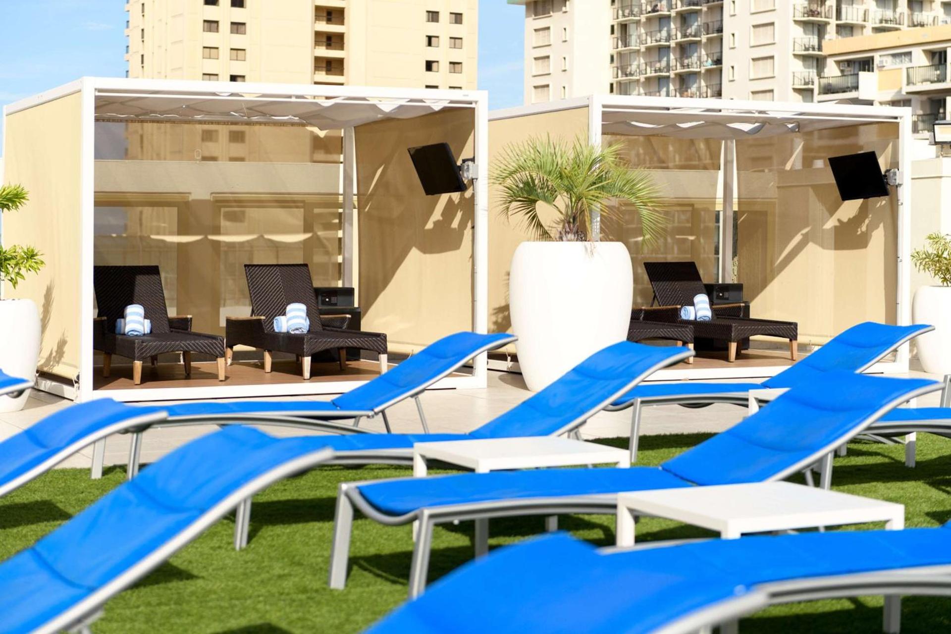 Hilton Waikiki Beach Resort & Spa photo 23