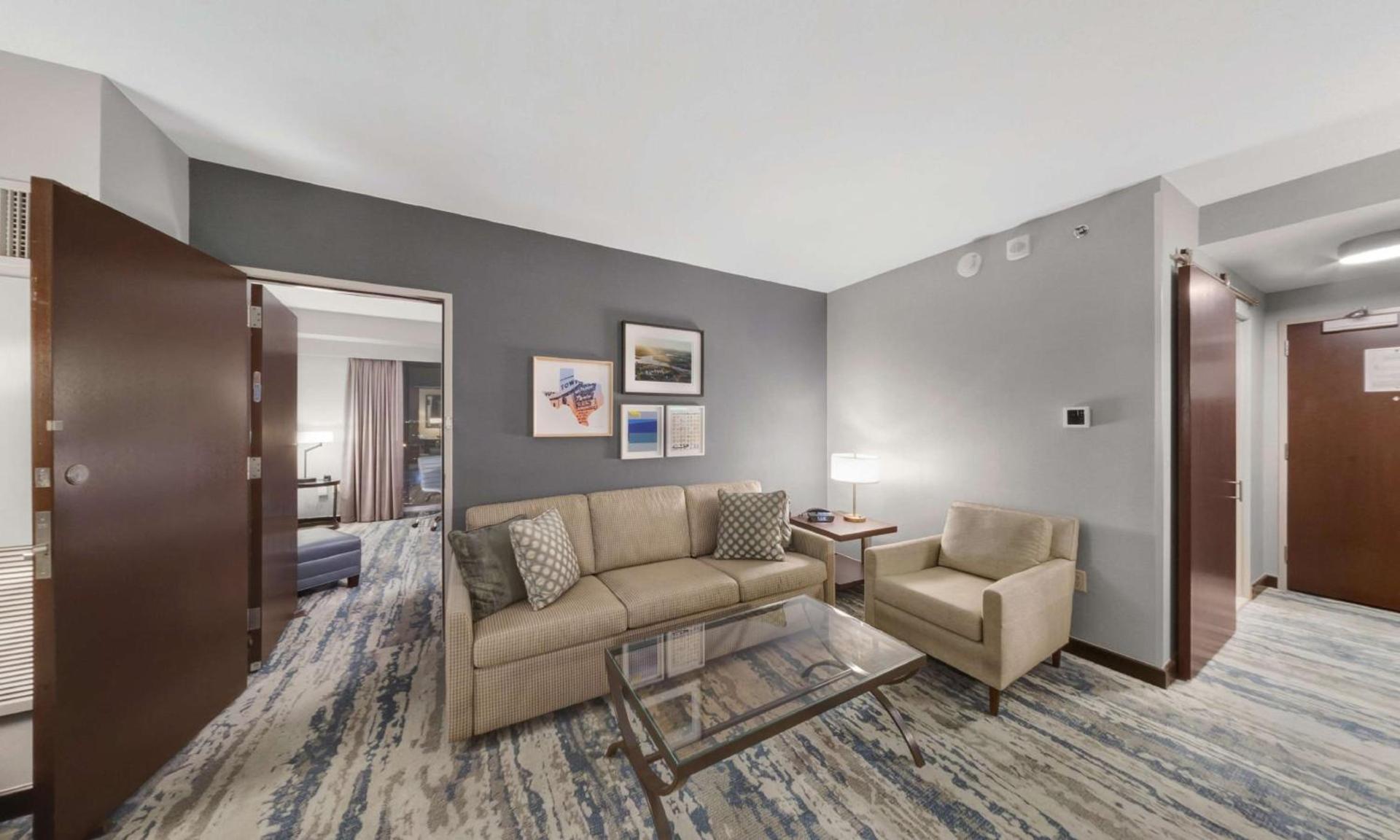 Hilton Americas - Houston photo 24