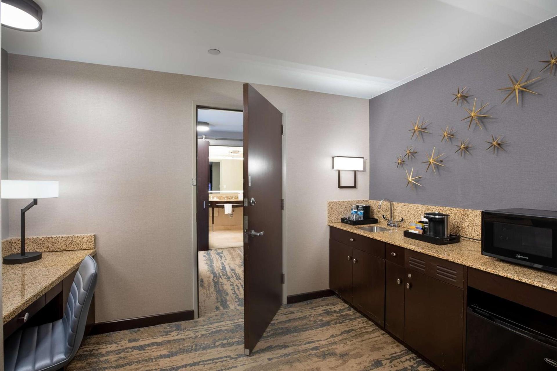 Hilton Americas - Houston photo 37