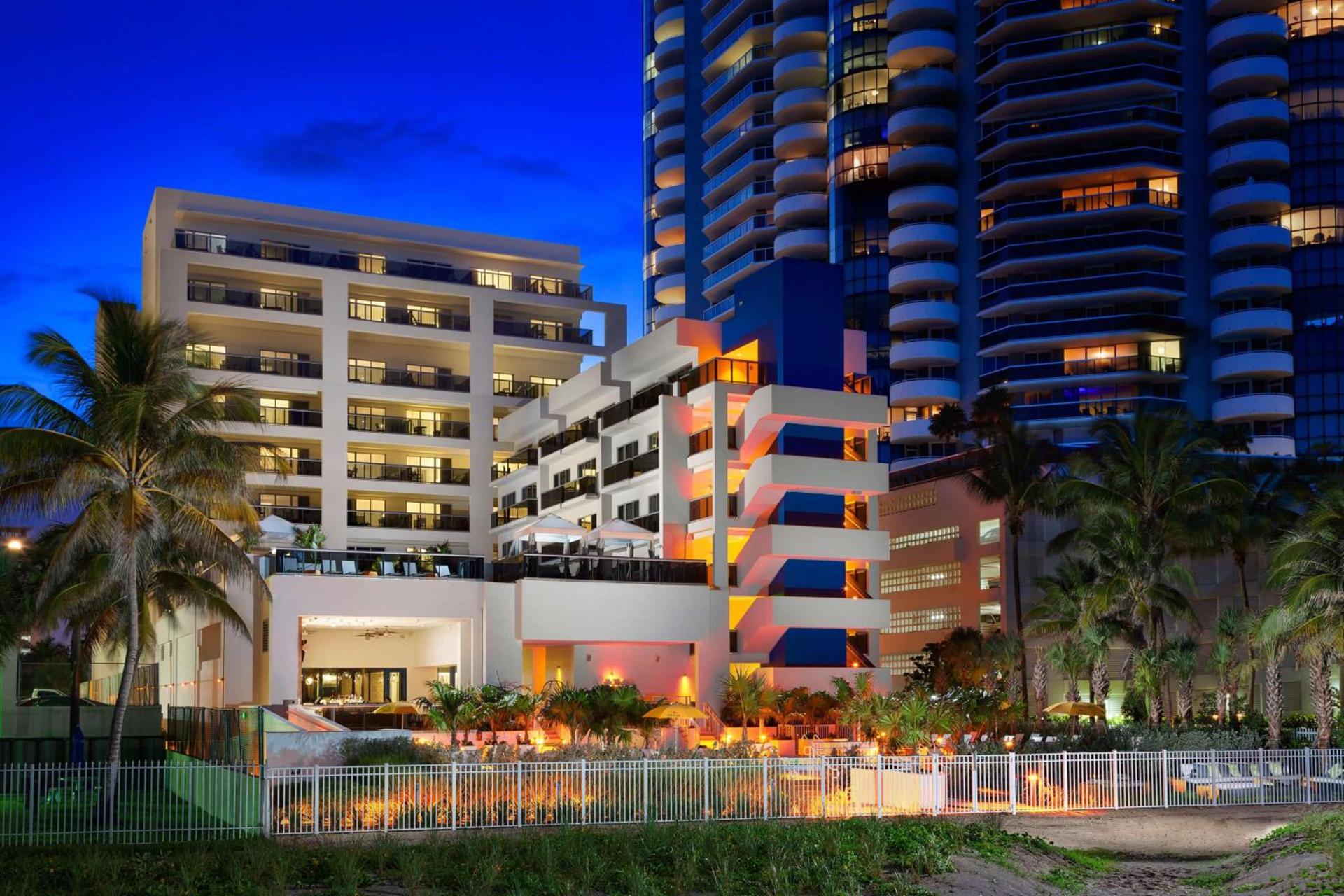 Hilton Cabana Miami Beach Resort photo 8