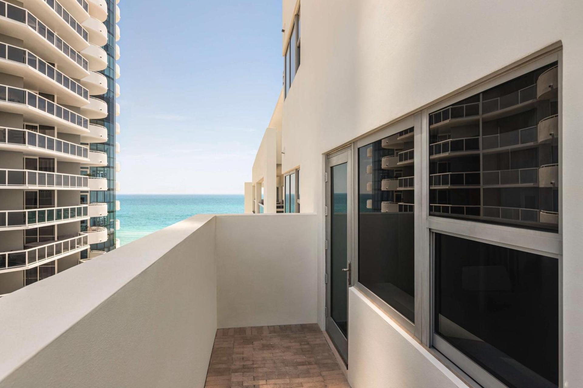 Hilton Cabana Miami Beach Resort photo 62