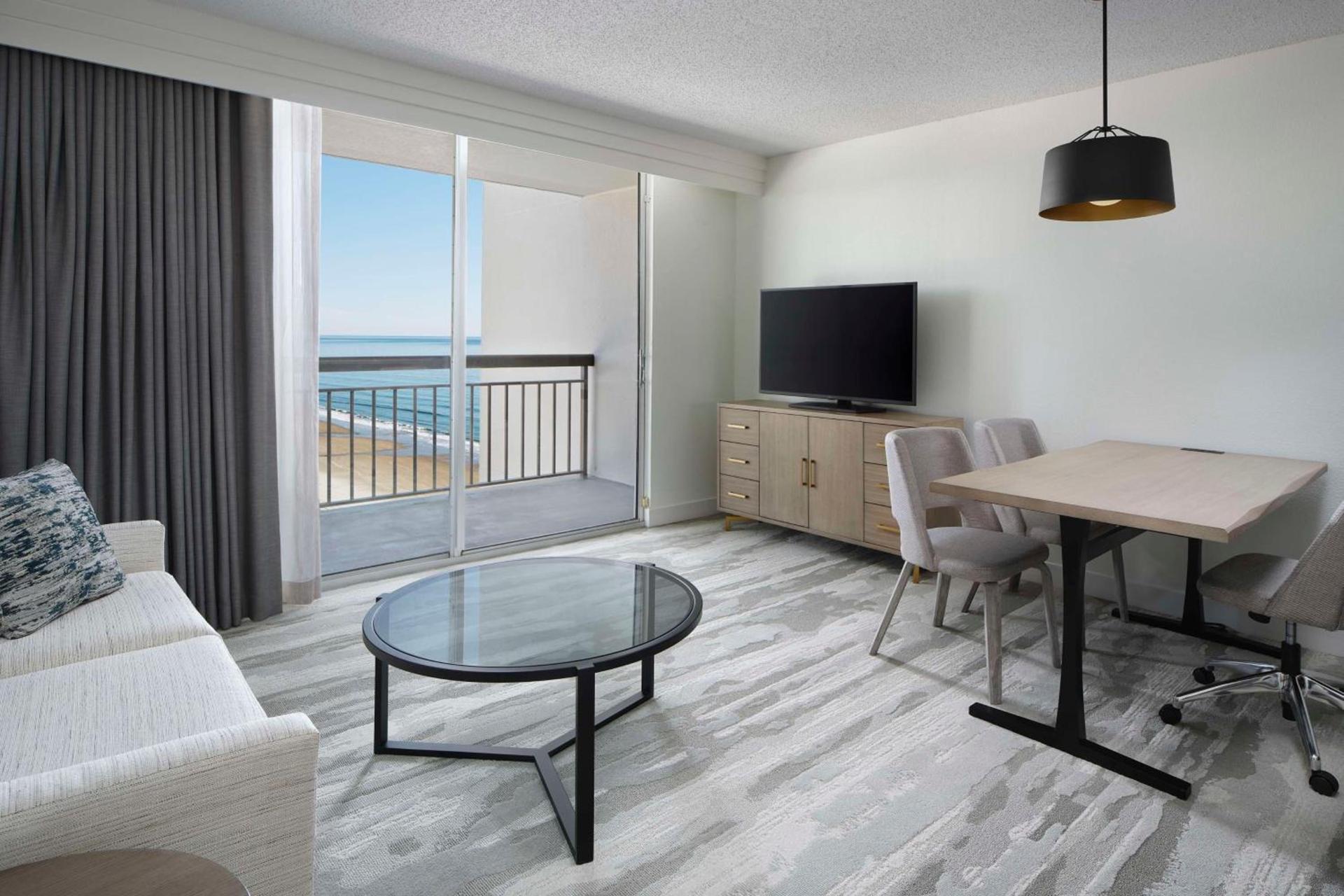Embassy Suites by Hilton Myrtle Beach Oceanfront Resort photo 63