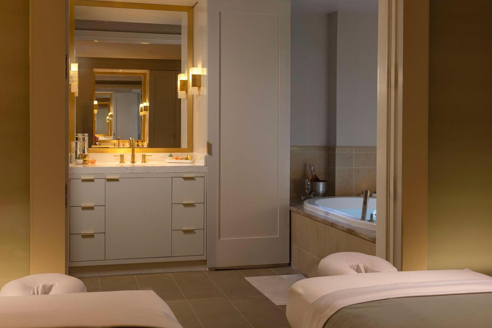 Waldorf Astoria Orlando - An Official Walt Disney World Hotel photo 88