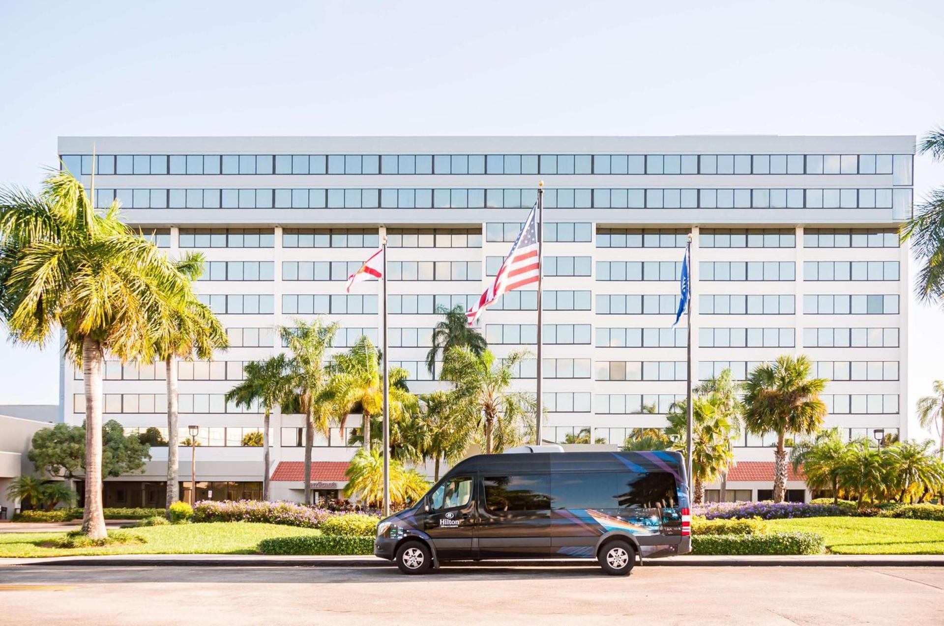 Hilton Palm Beach PBI photo 1