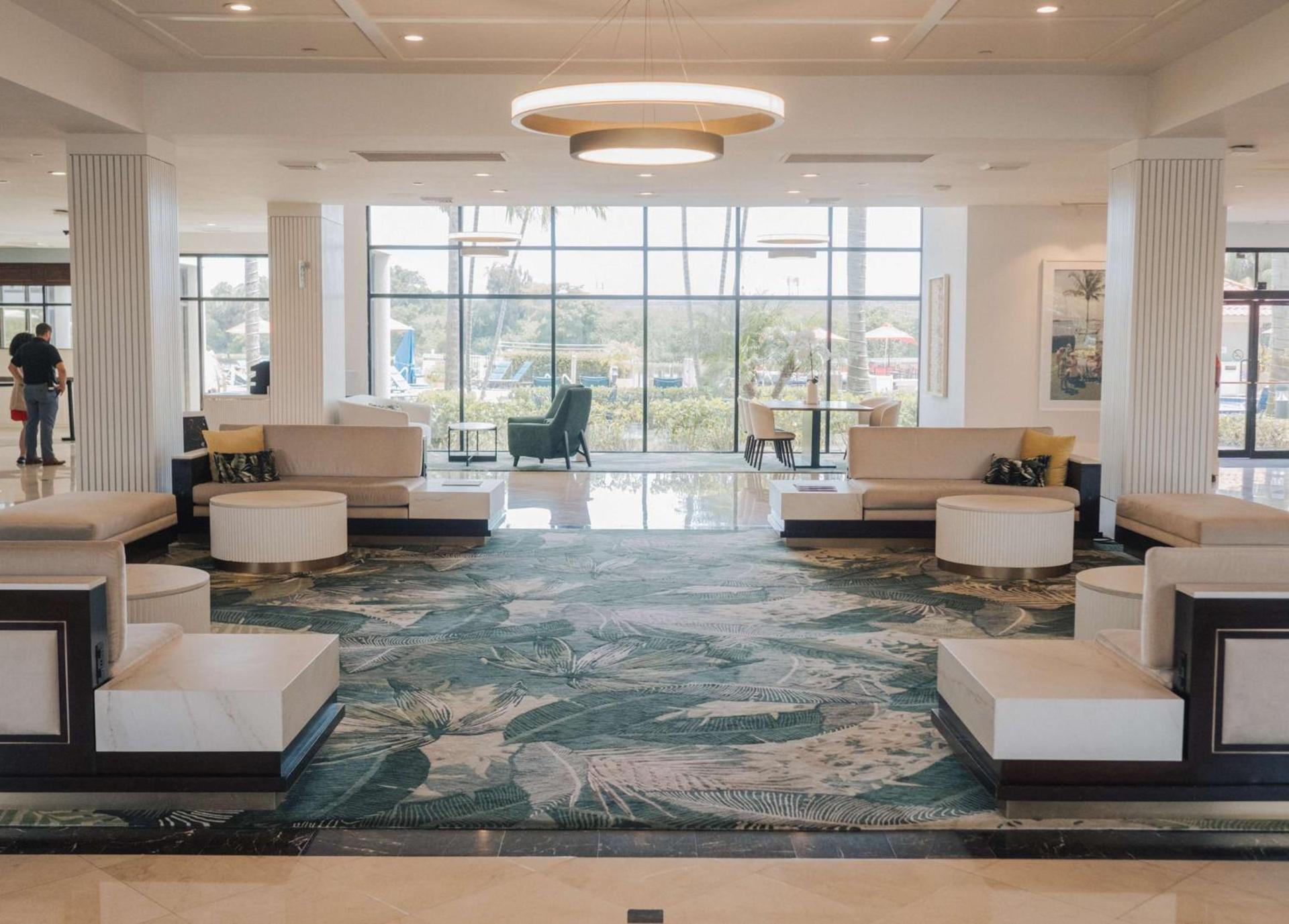 Hilton Palm Beach PBI photo 13