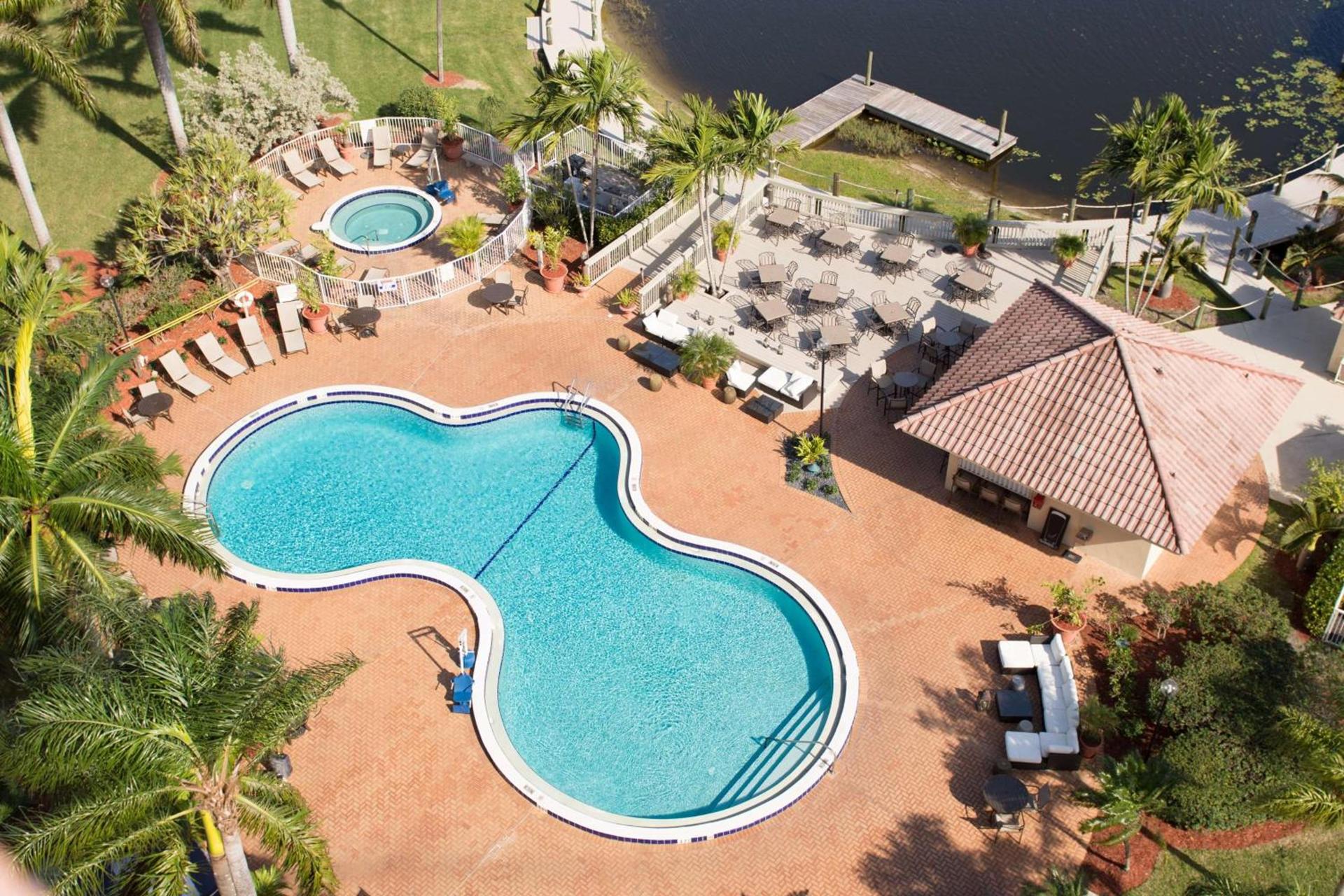 Hilton Palm Beach PBI photo 15