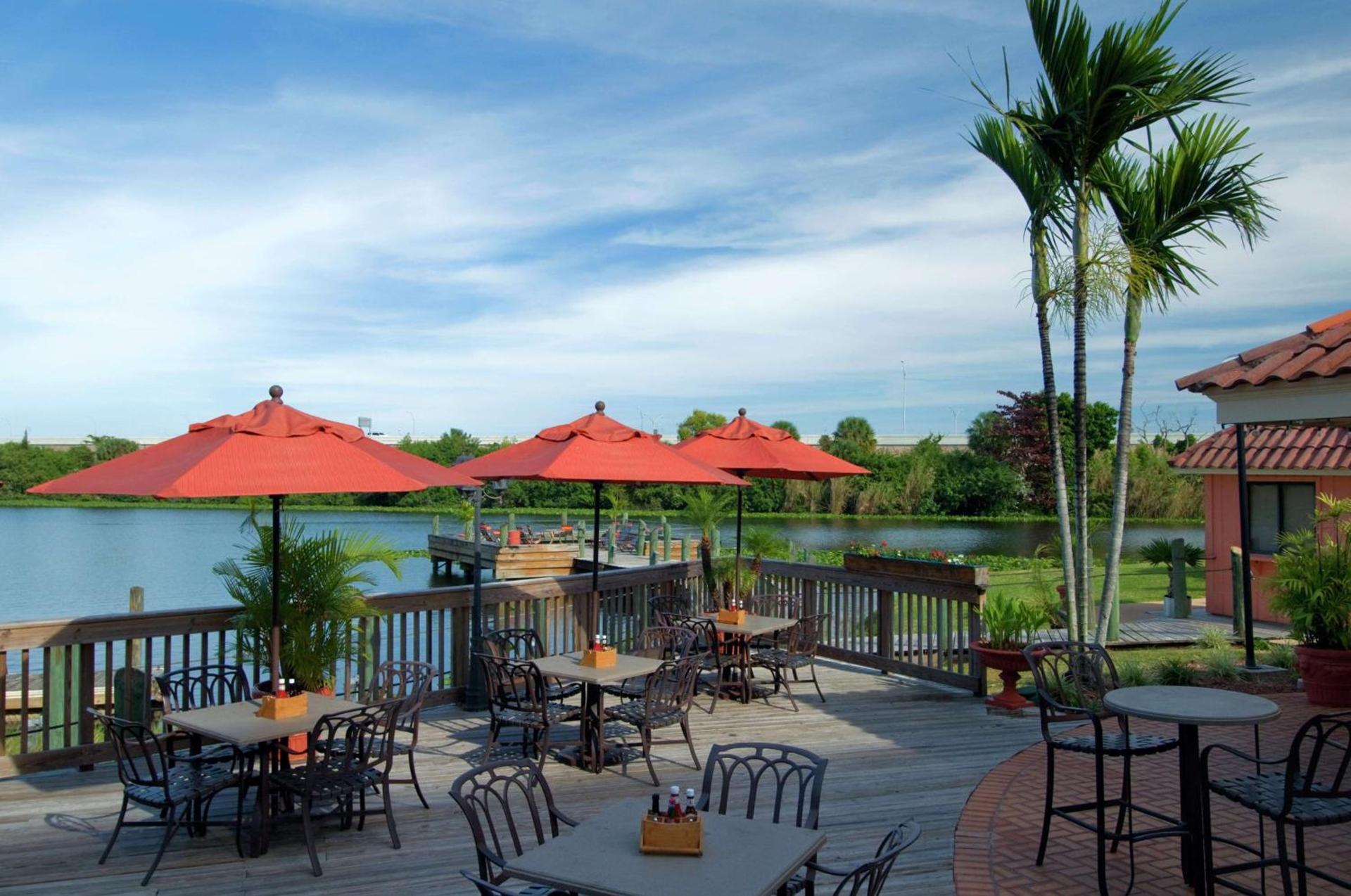 Hilton Palm Beach PBI photo 22