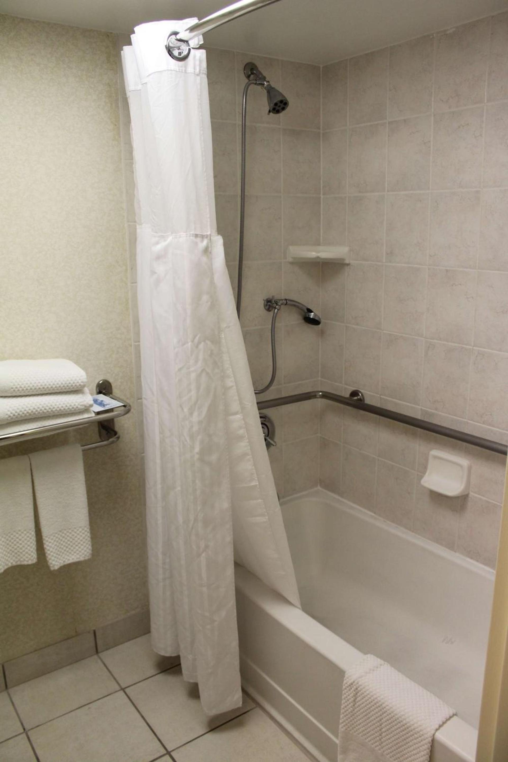 Hilton Palm Beach PBI photo 46