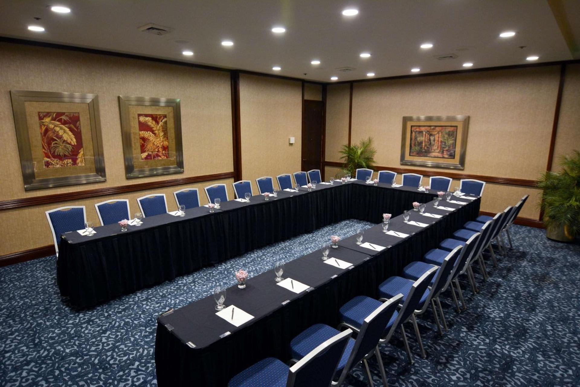 Hilton Palm Beach PBI photo 50