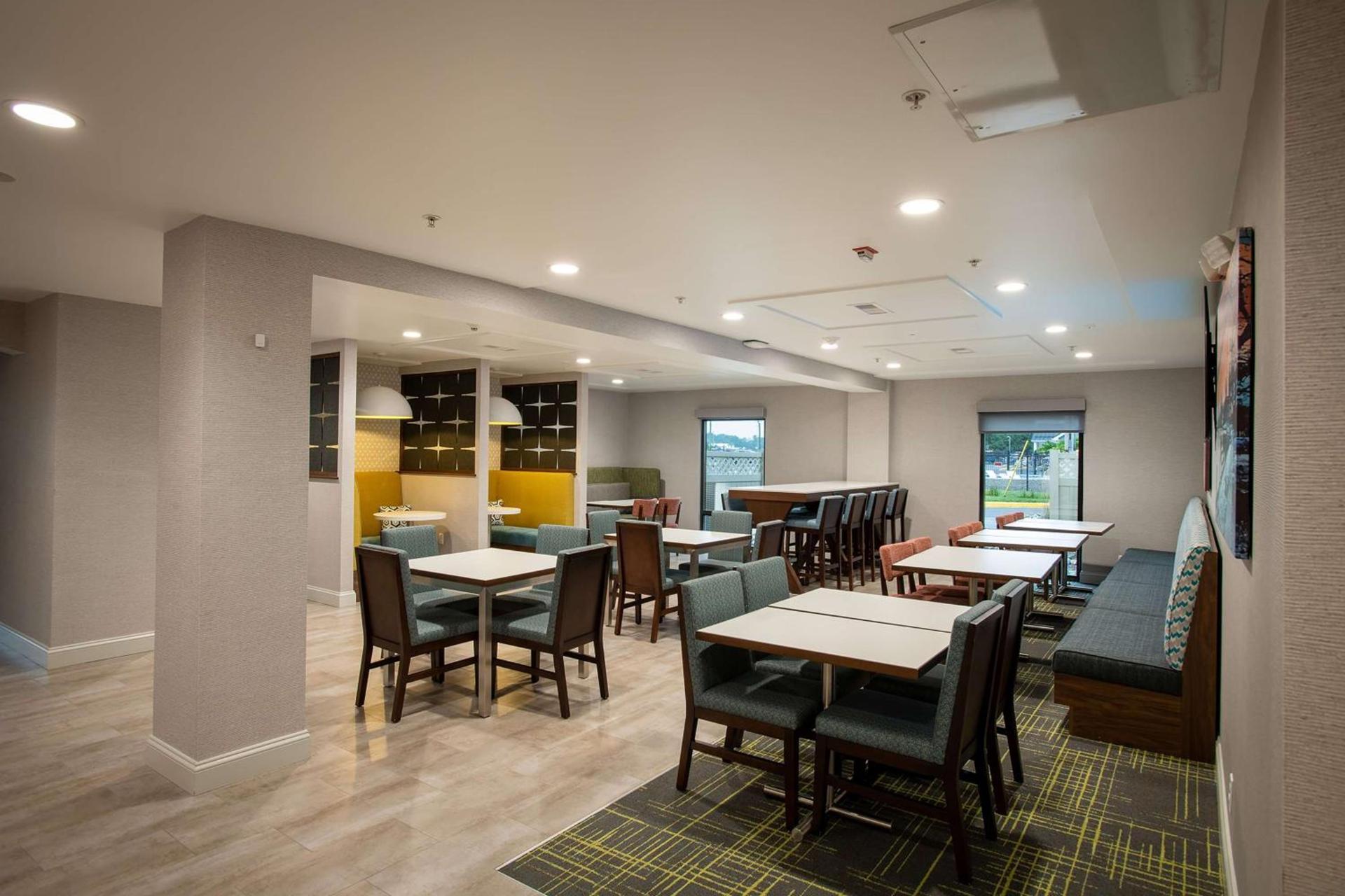 Hampton Inn Seaford photo 16