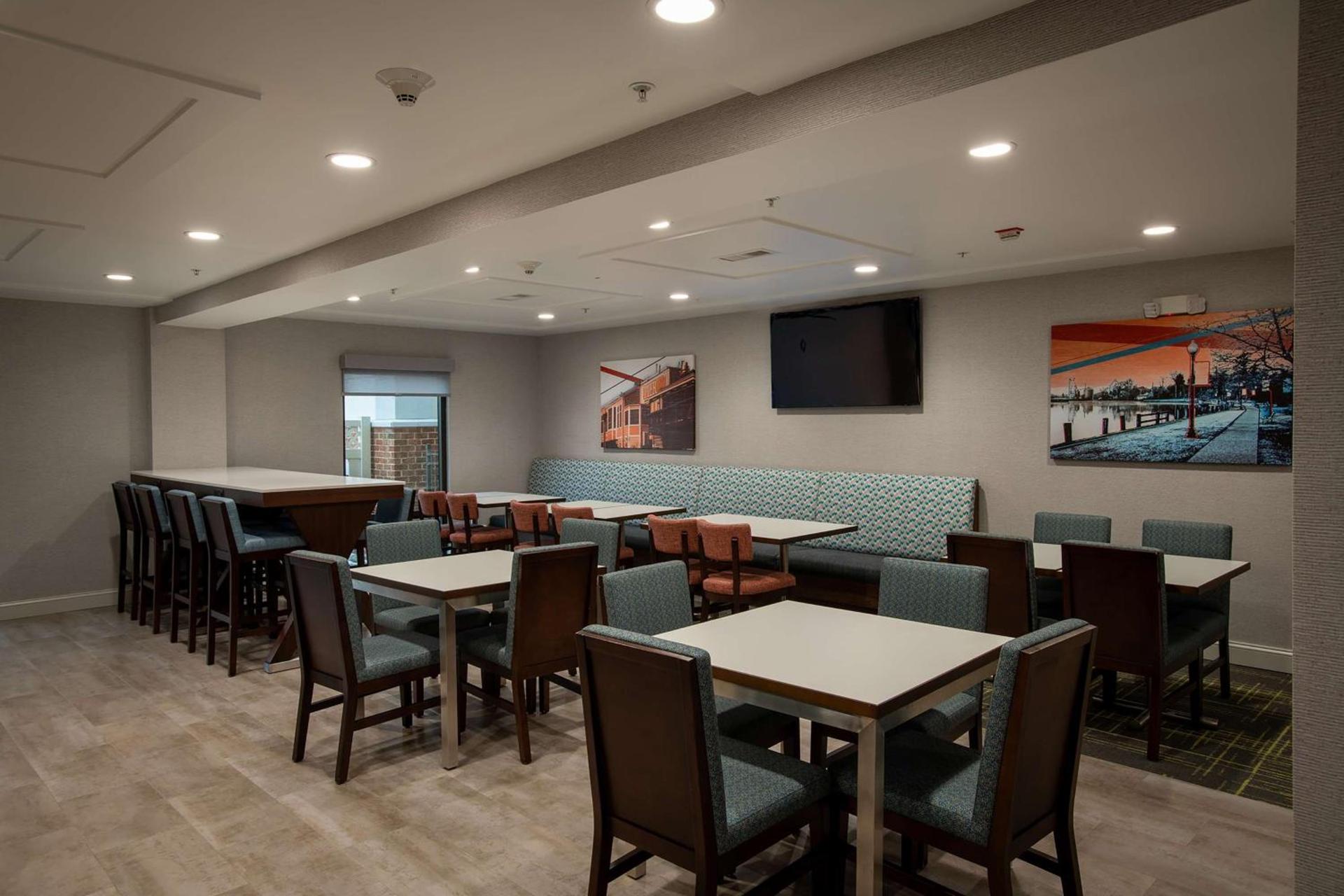 Hampton Inn Seaford photo 18