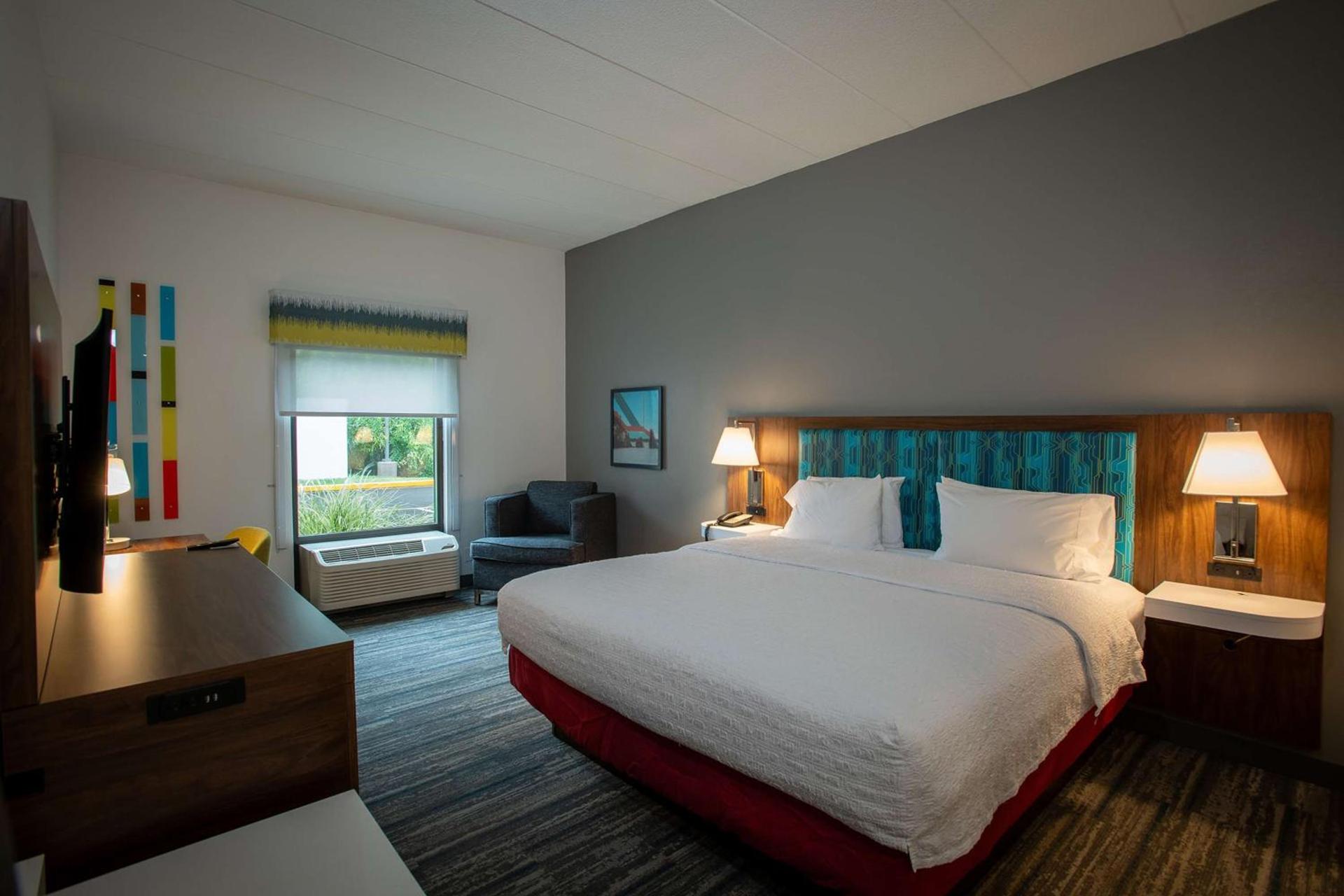 Hampton Inn Seaford photo 35