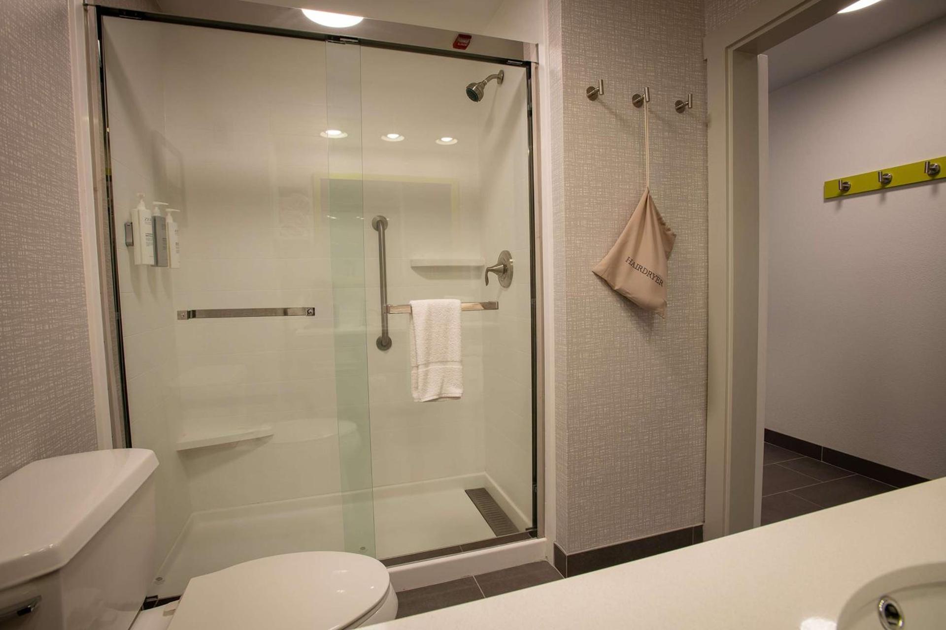Hampton Inn Seaford photo 34