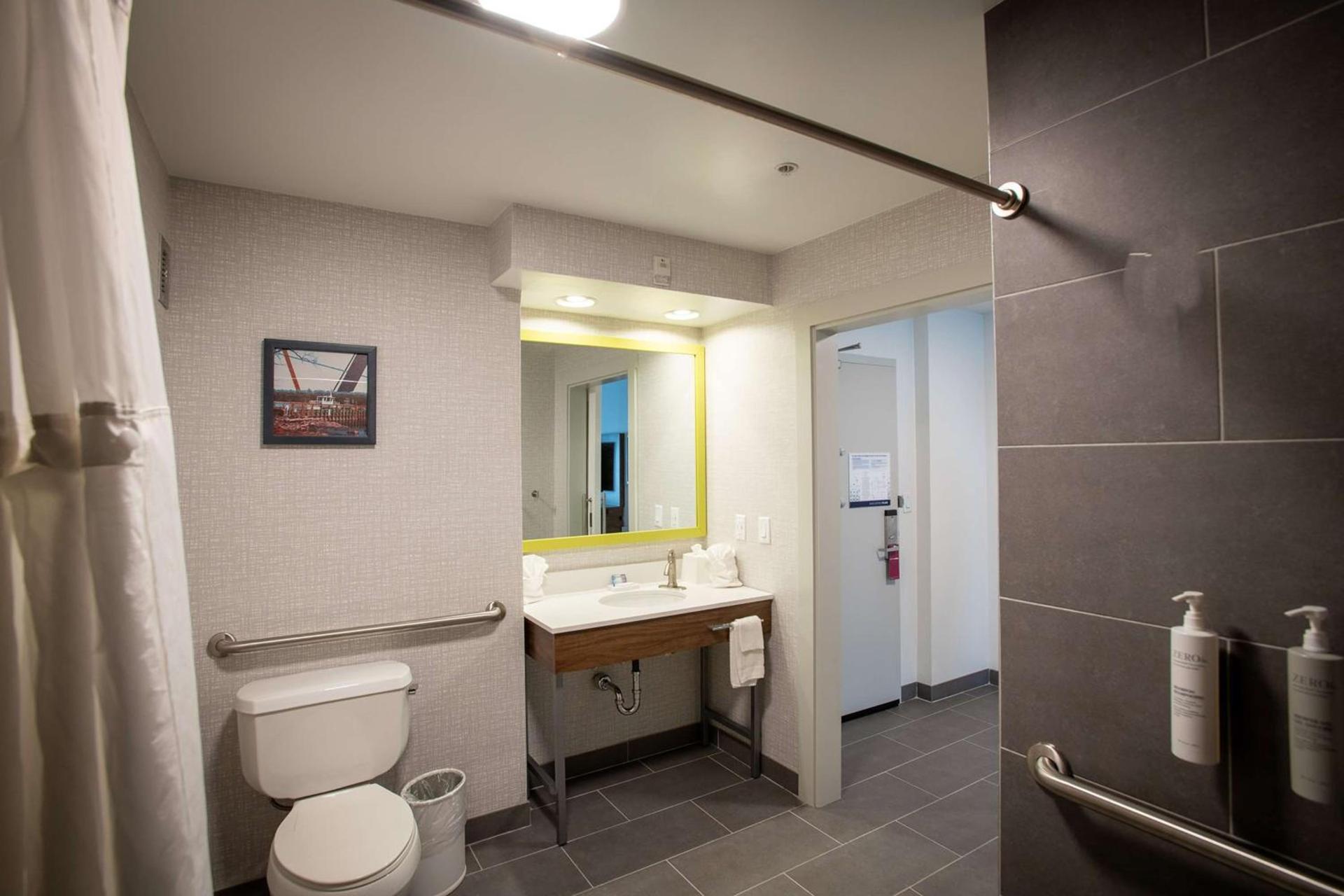 Hampton Inn Seaford photo 36