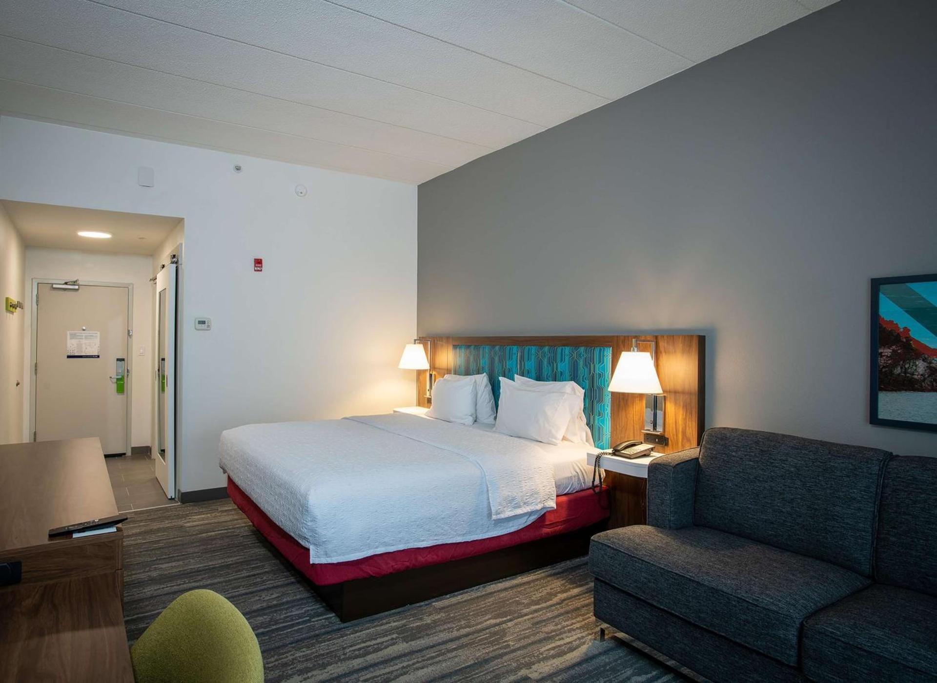 Hampton Inn Seaford photo 40