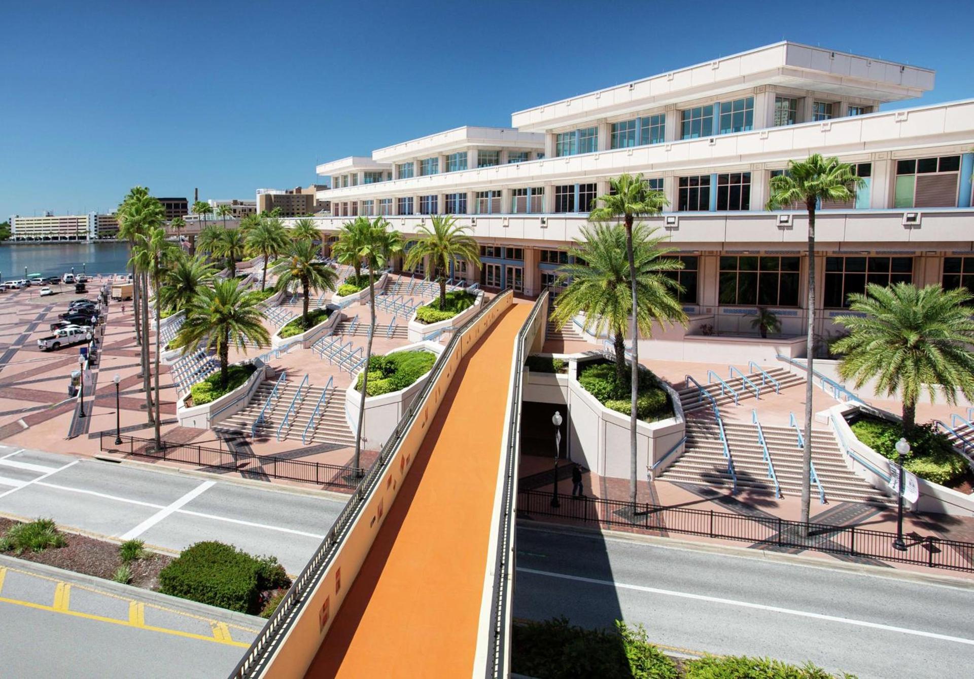 Embassy Suites by Hilton Tampa Downtown Convention Center photo 3