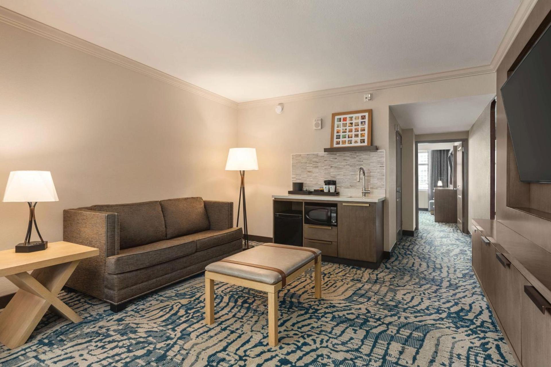 Embassy Suites by Hilton Tampa Downtown Convention Center photo 66