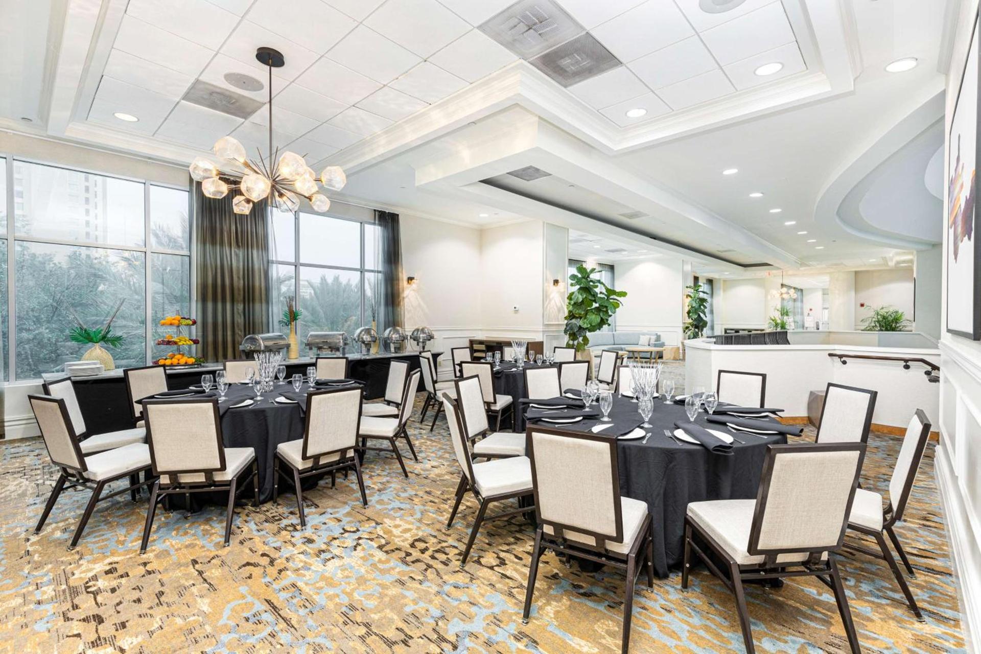 Embassy Suites by Hilton Tampa Downtown Convention Center photo 93