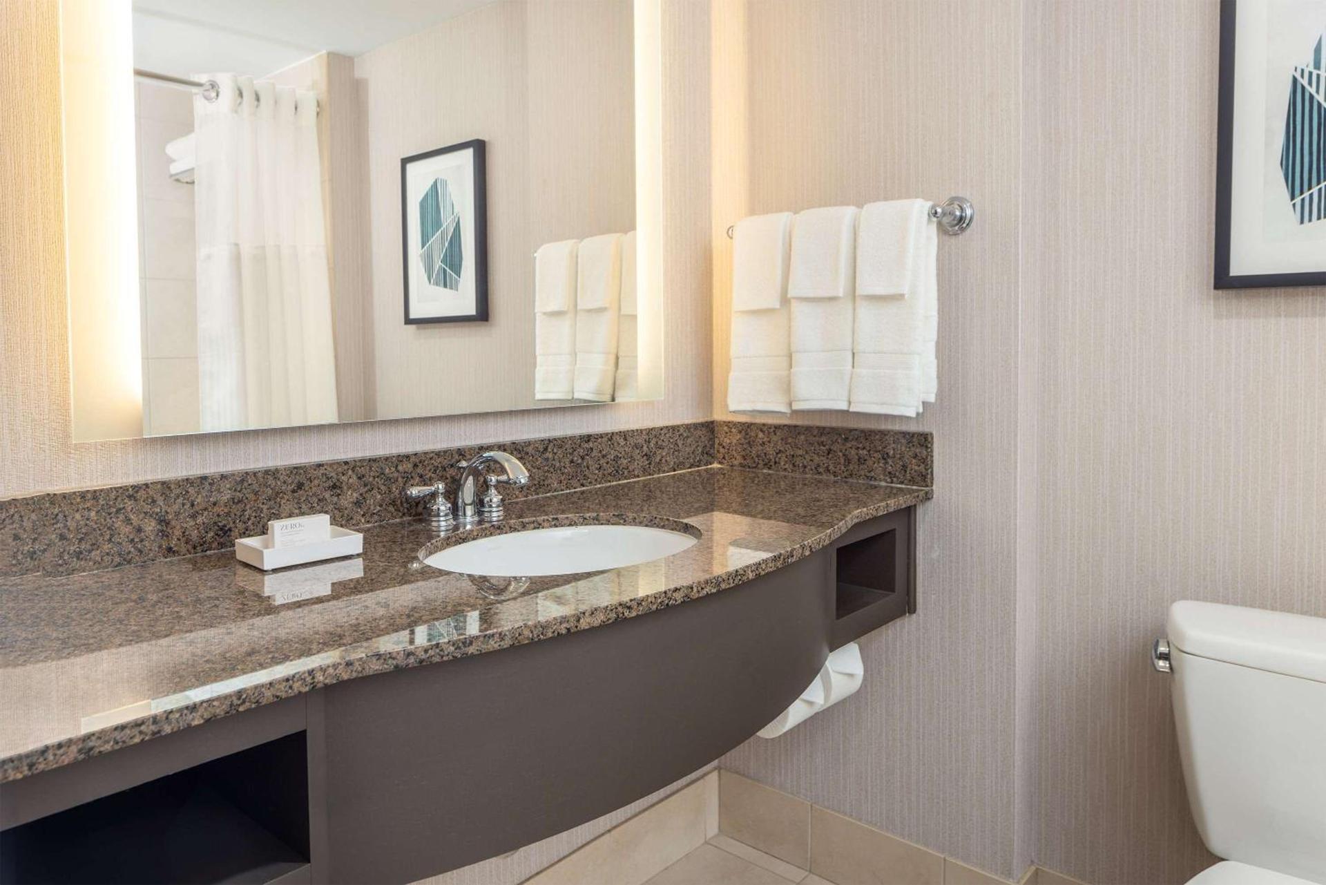 Hilton Garden Inn Bethesda Downtown photo 32