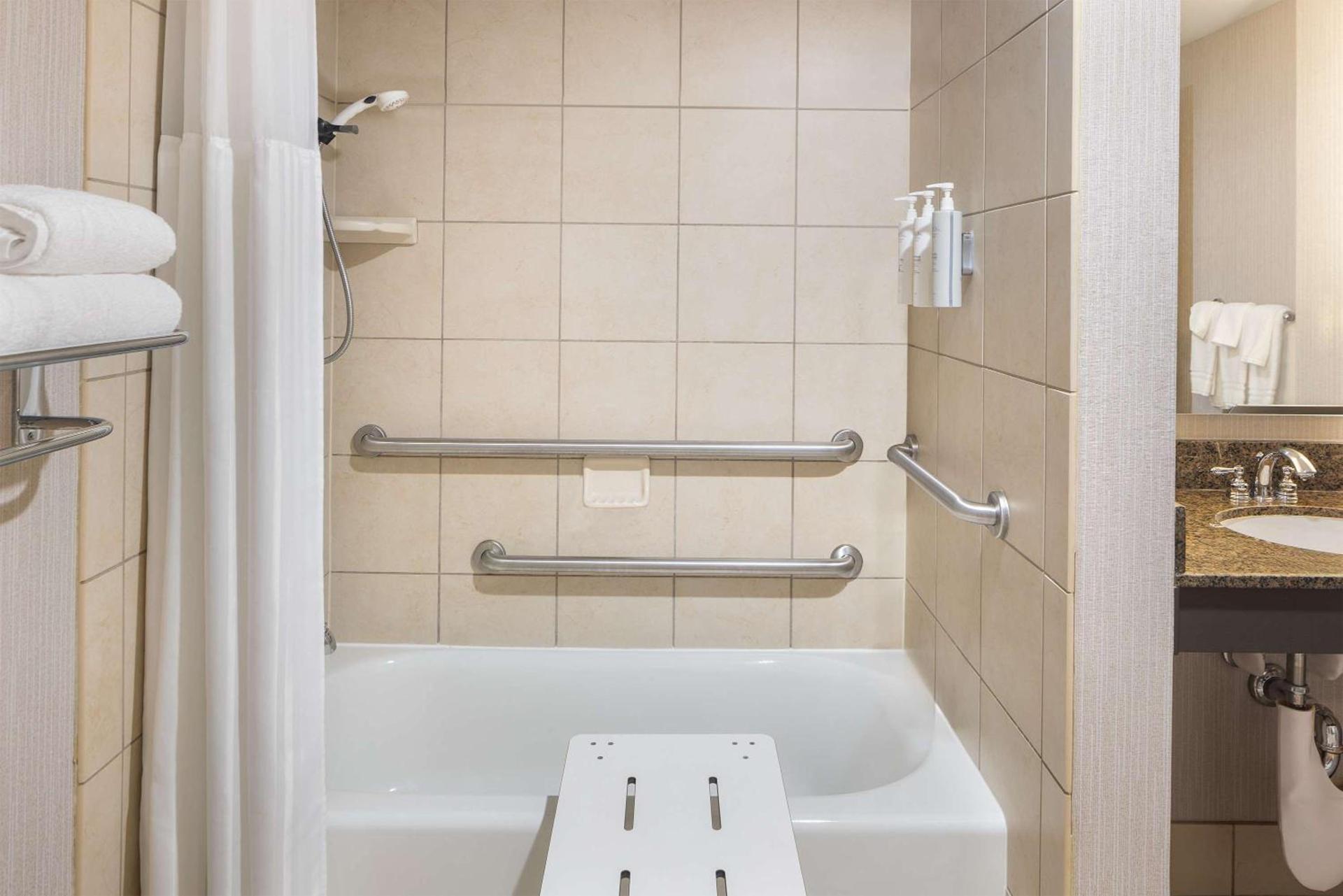 Hilton Garden Inn Bethesda Downtown photo 33
