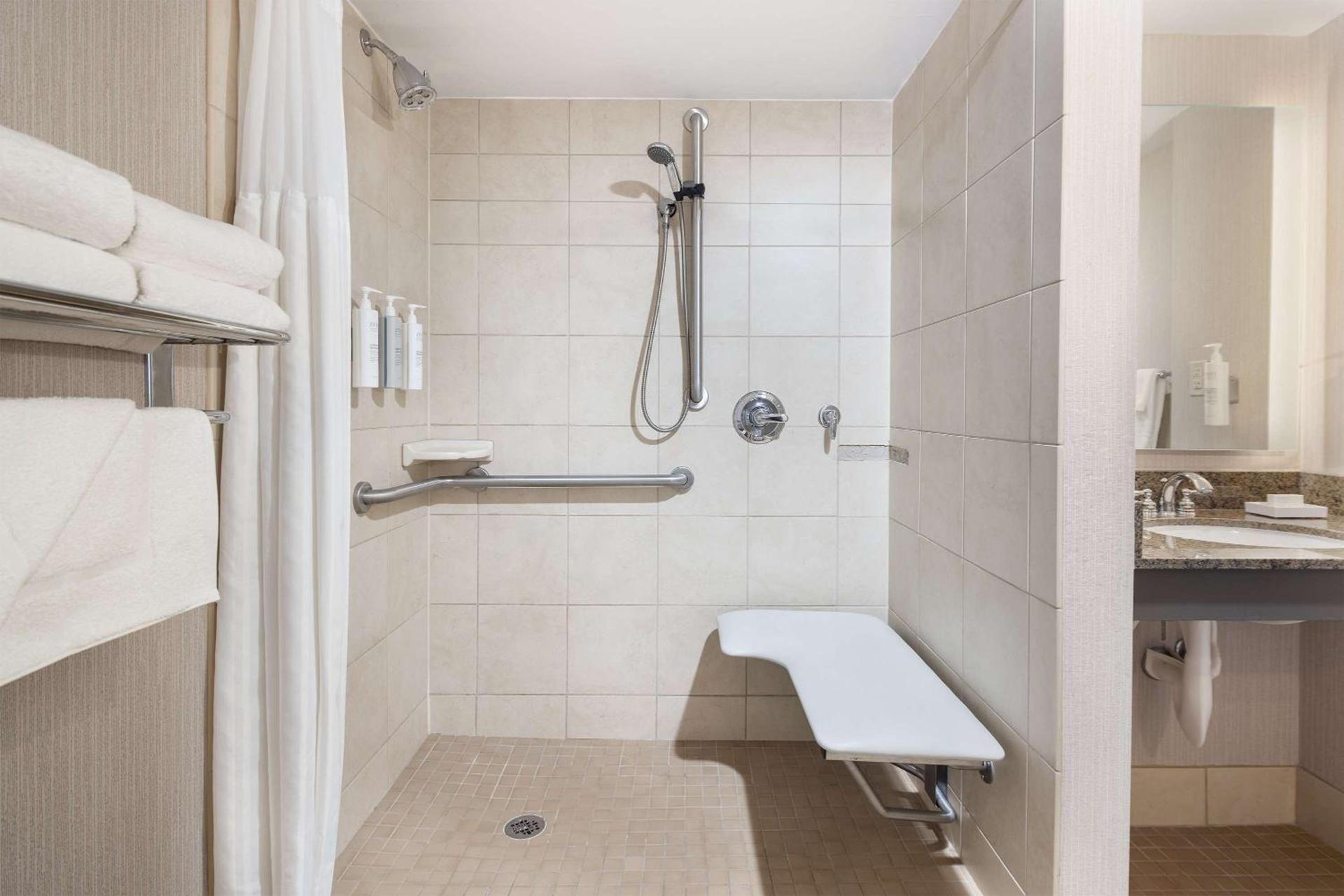 Hilton Garden Inn Bethesda Downtown photo 37