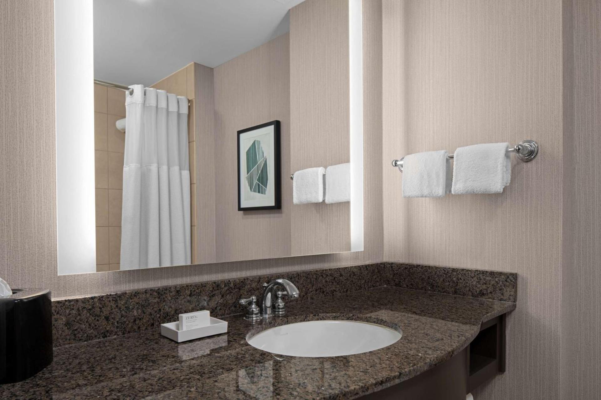 Hilton Garden Inn Bethesda Downtown photo 43