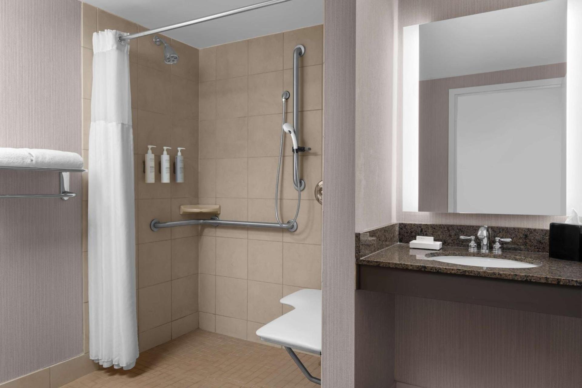 Hilton Garden Inn Bethesda Downtown photo 47