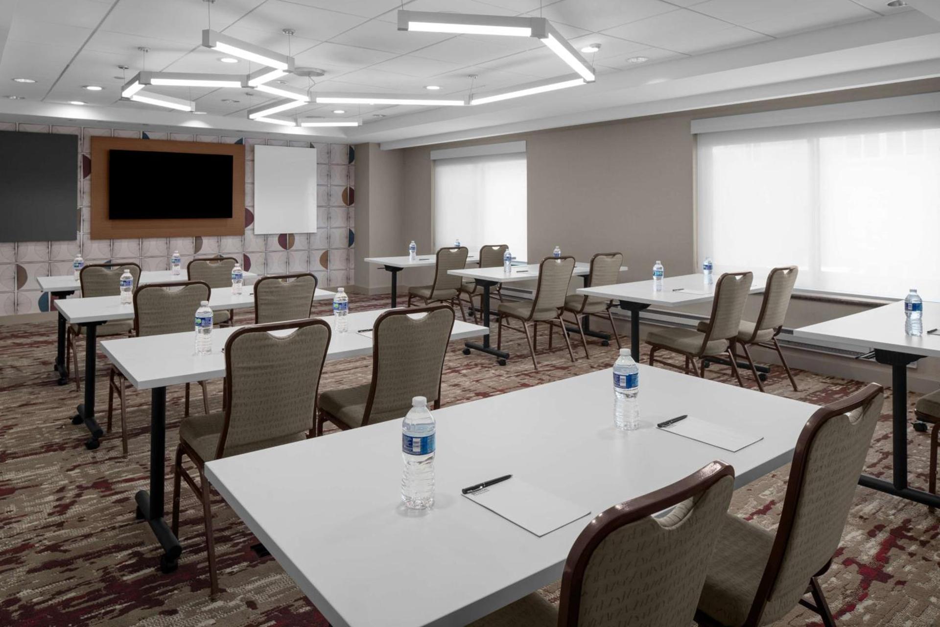 Hilton Garden Inn Bethesda Downtown photo 57