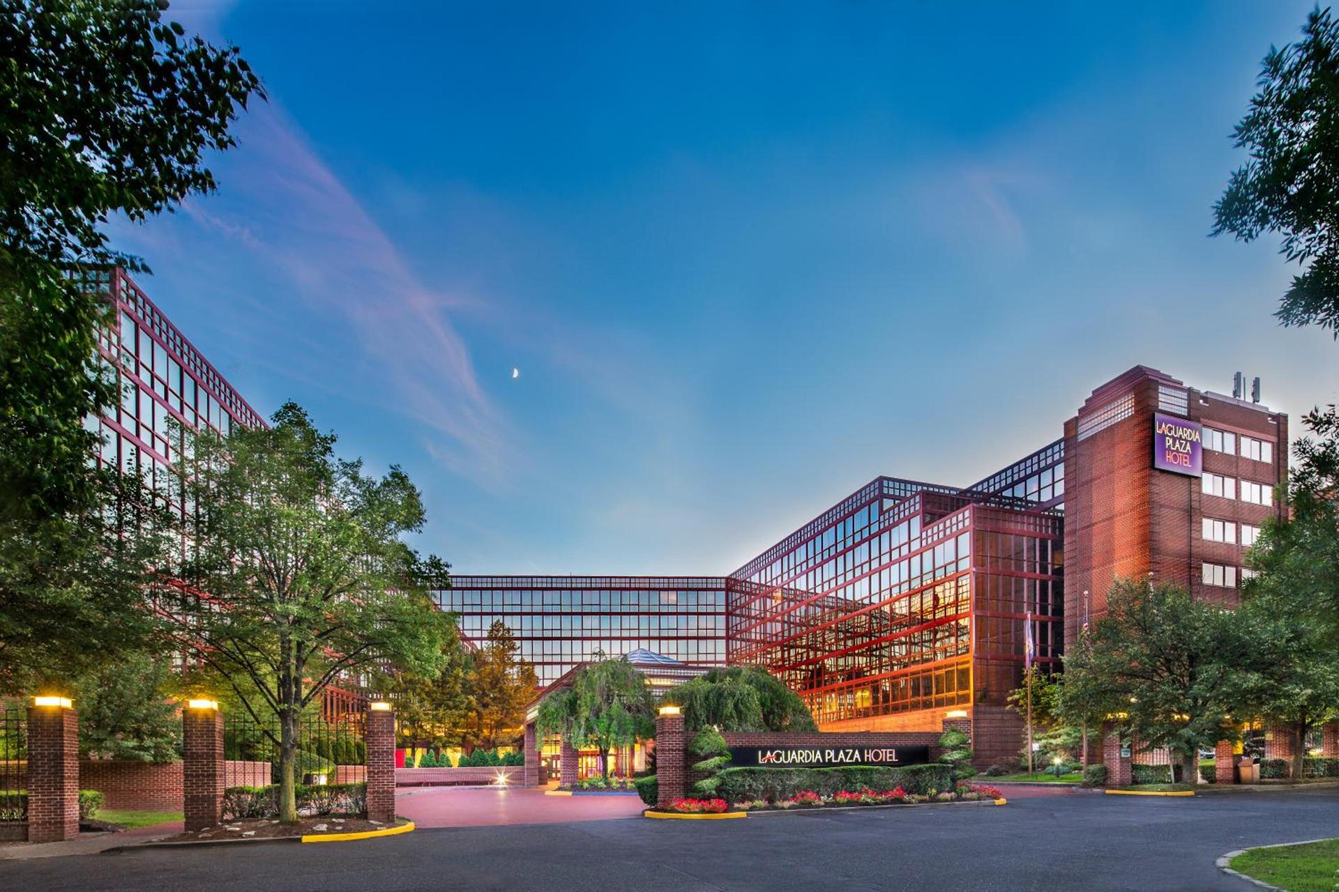 DoubleTree by Hilton New York-LaGuardia photo 28