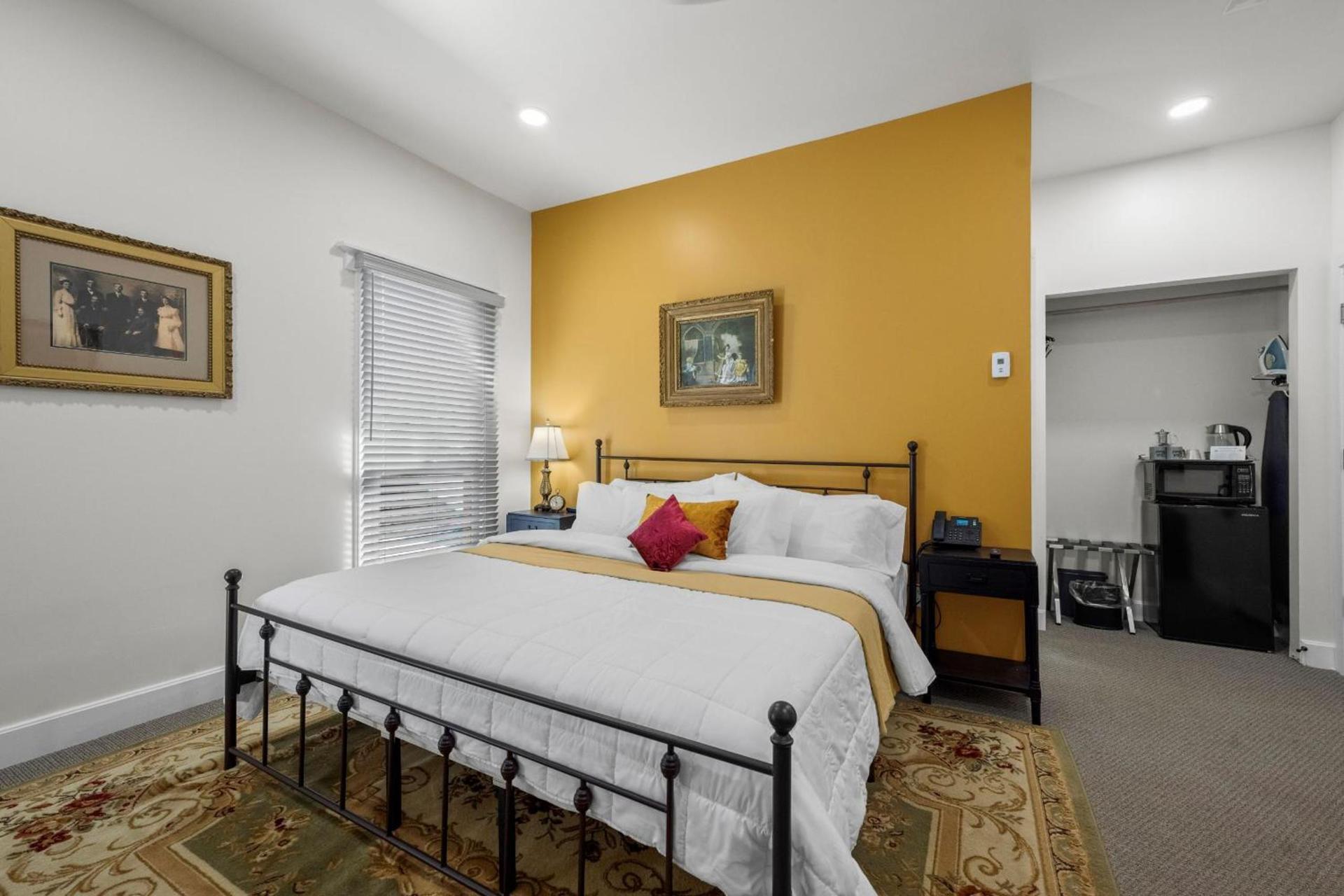 Club Hotel photo 73