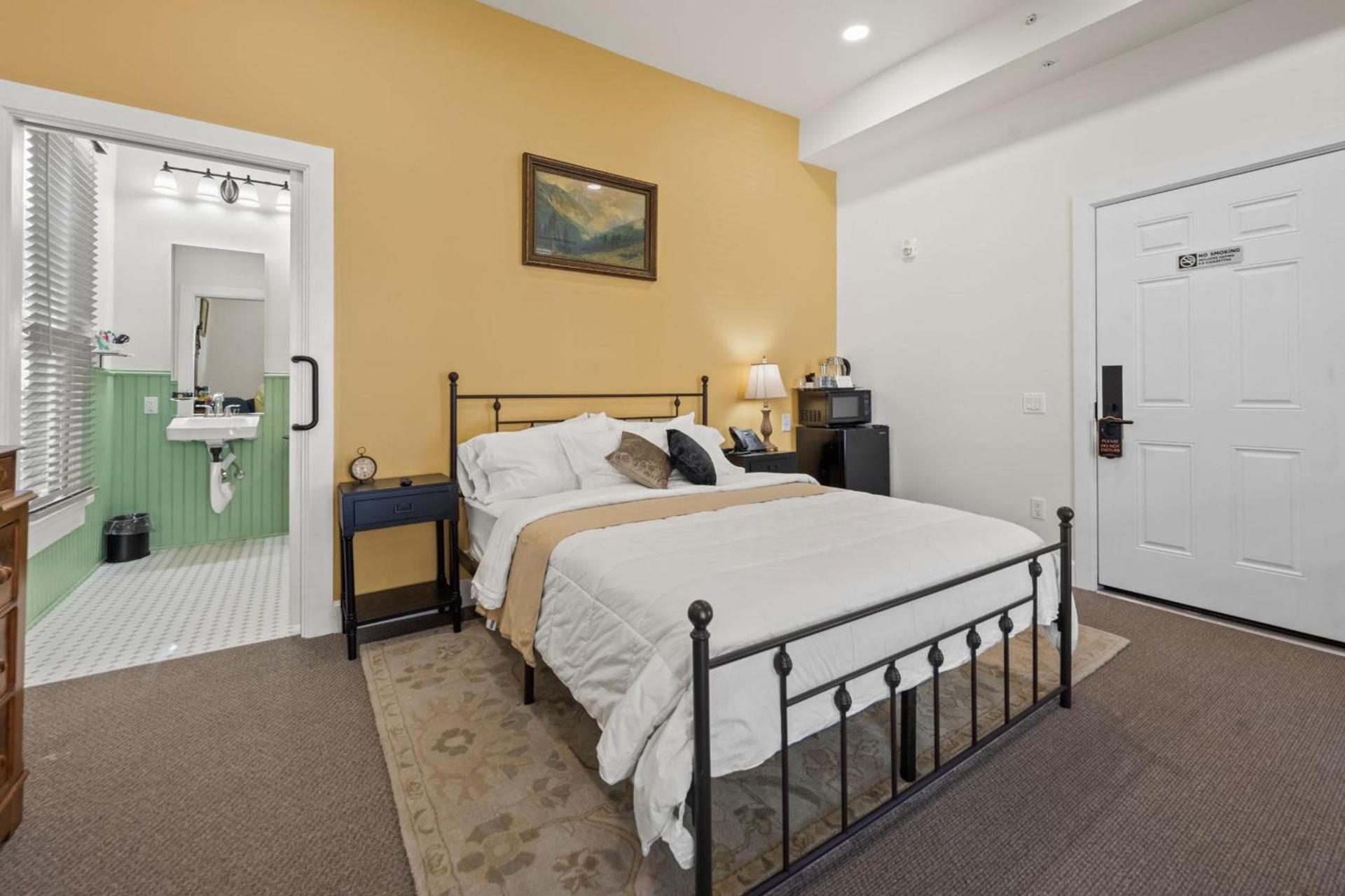 Club Hotel photo 72