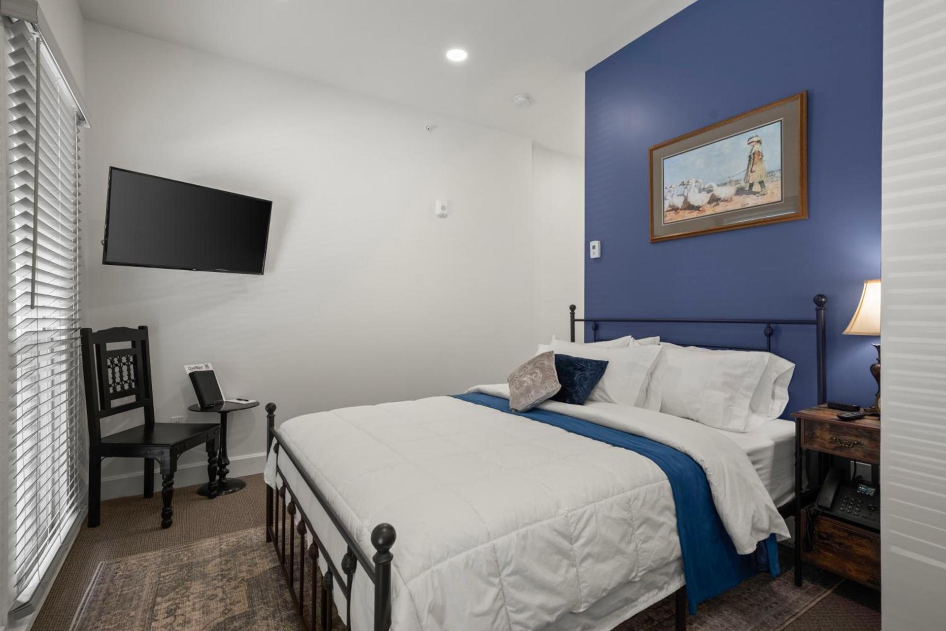 Club Hotel photo 13