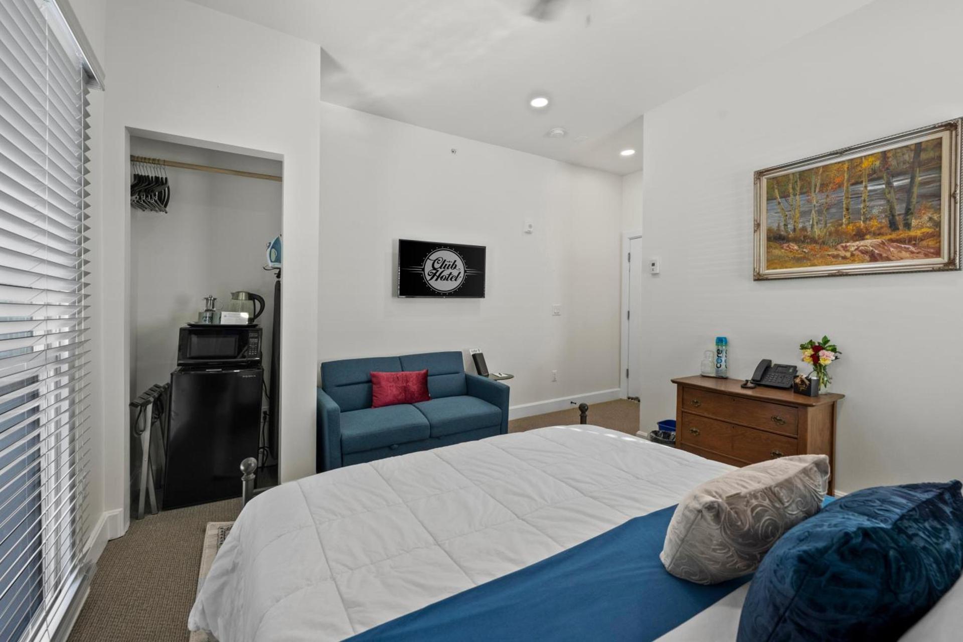 Club Hotel photo 18