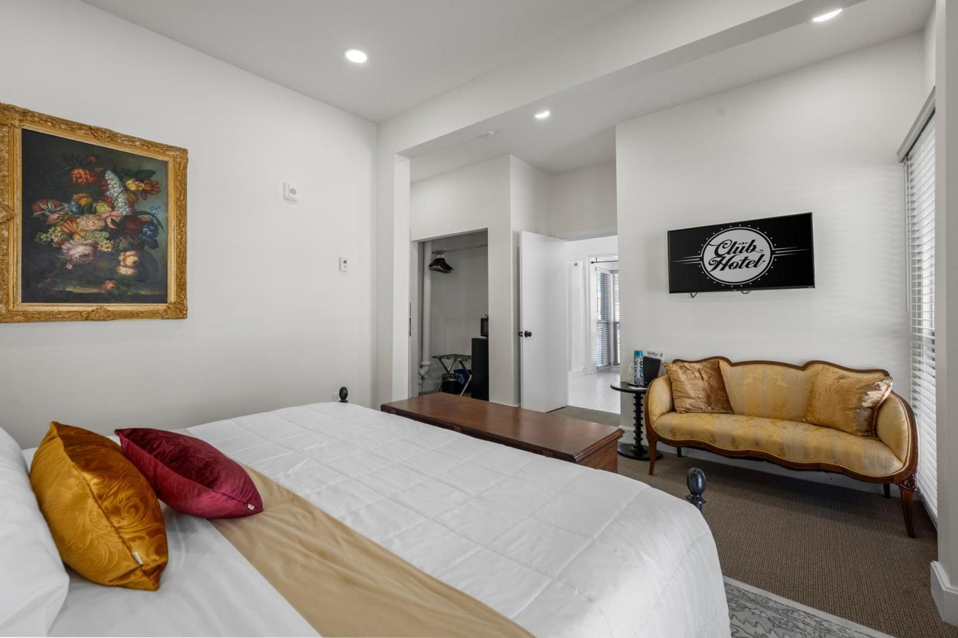 Club Hotel photo 19