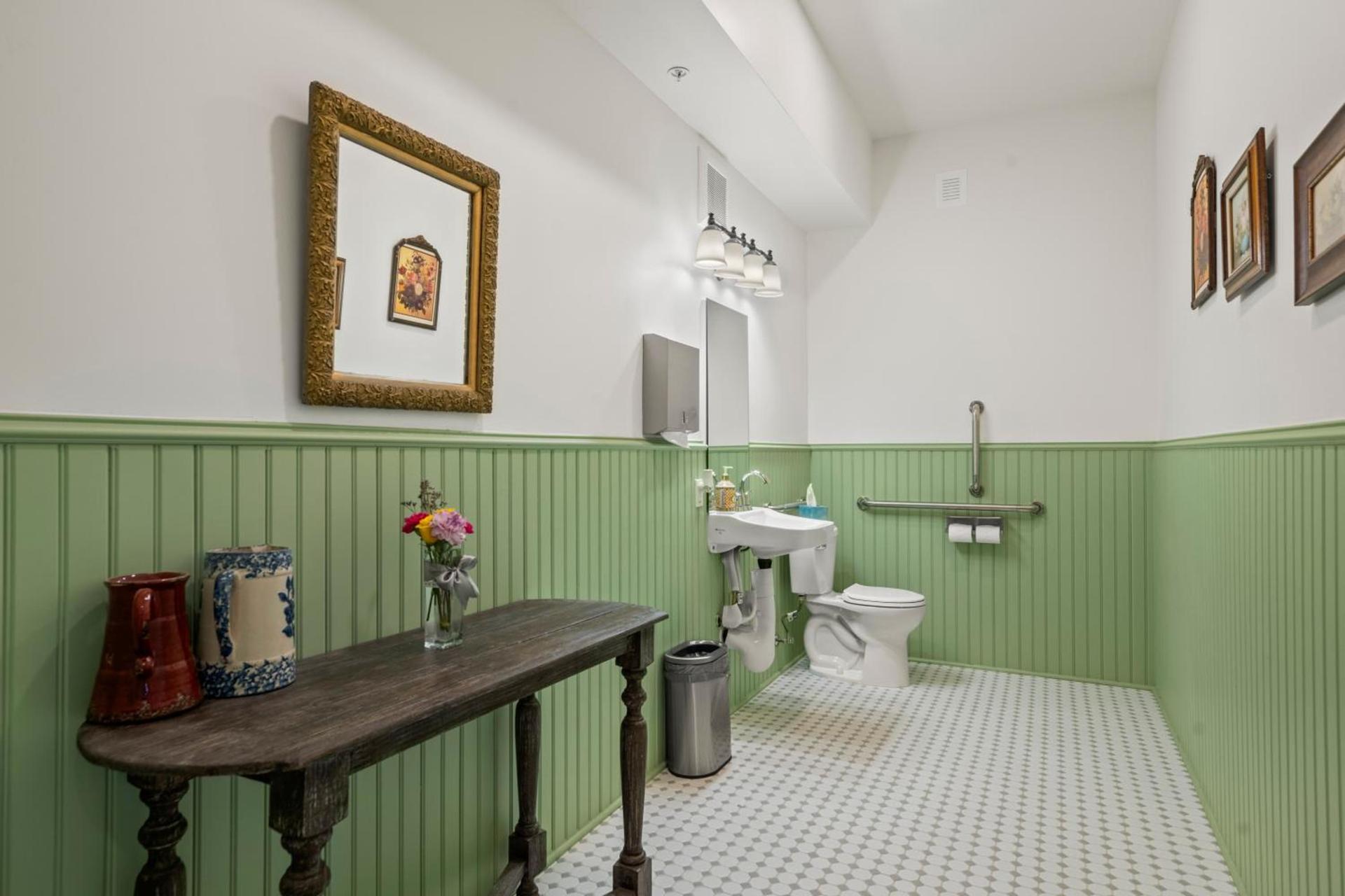 Club Hotel photo 39