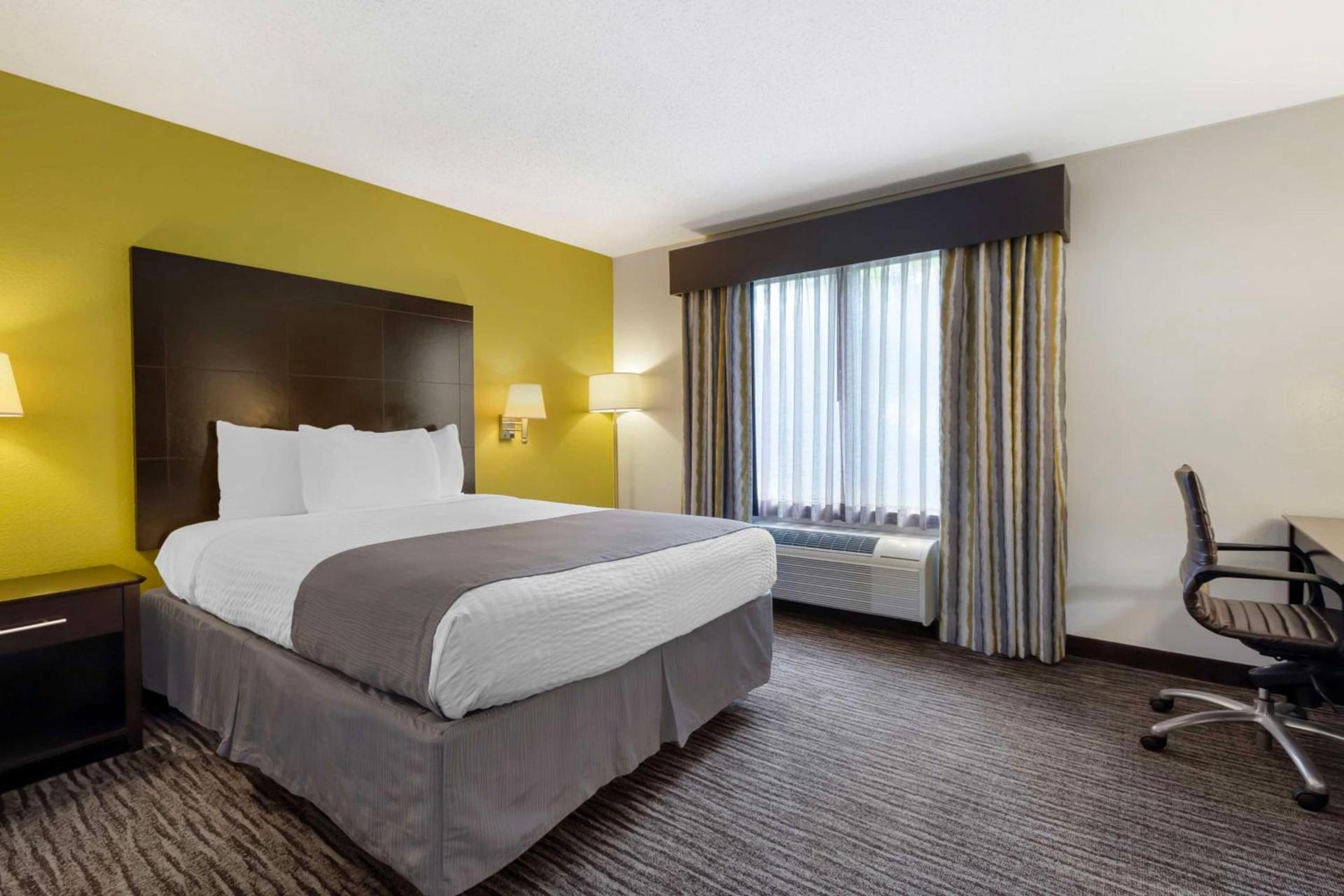 Best Western Magnolia Inn and Suites photo 10