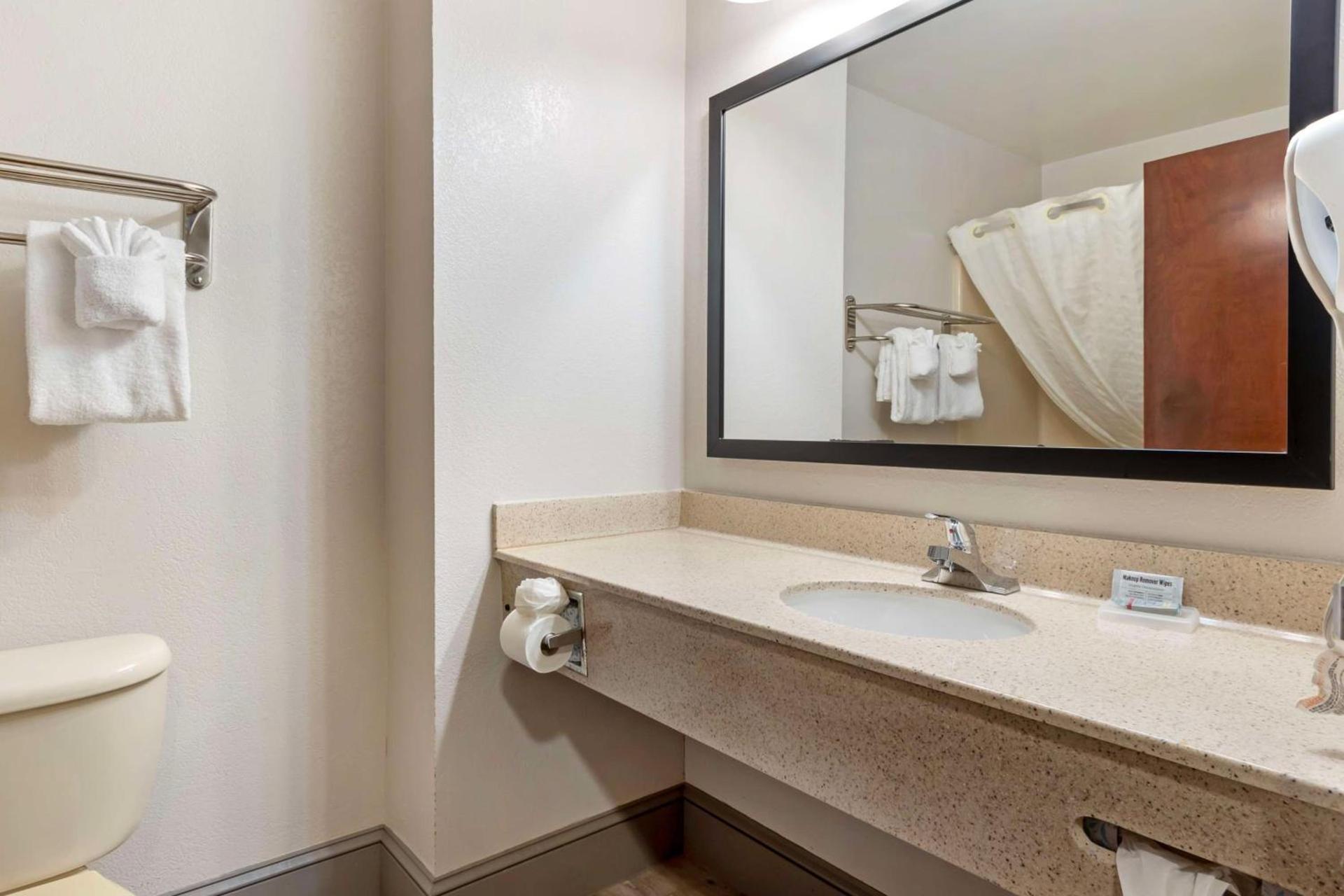 Best Western Magnolia Inn and Suites photo 21