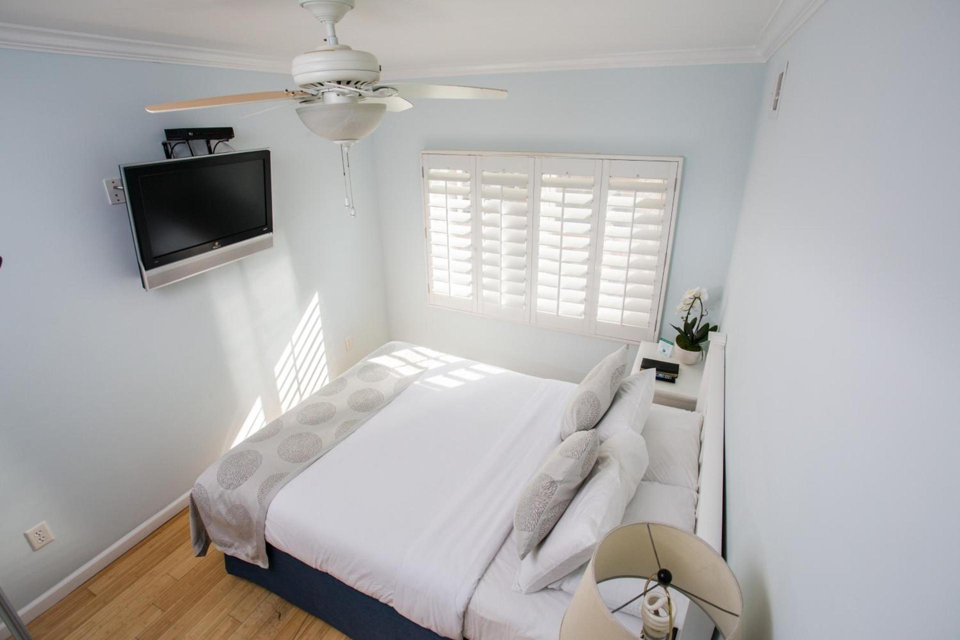 Venice on the Beach Hotel photo 28