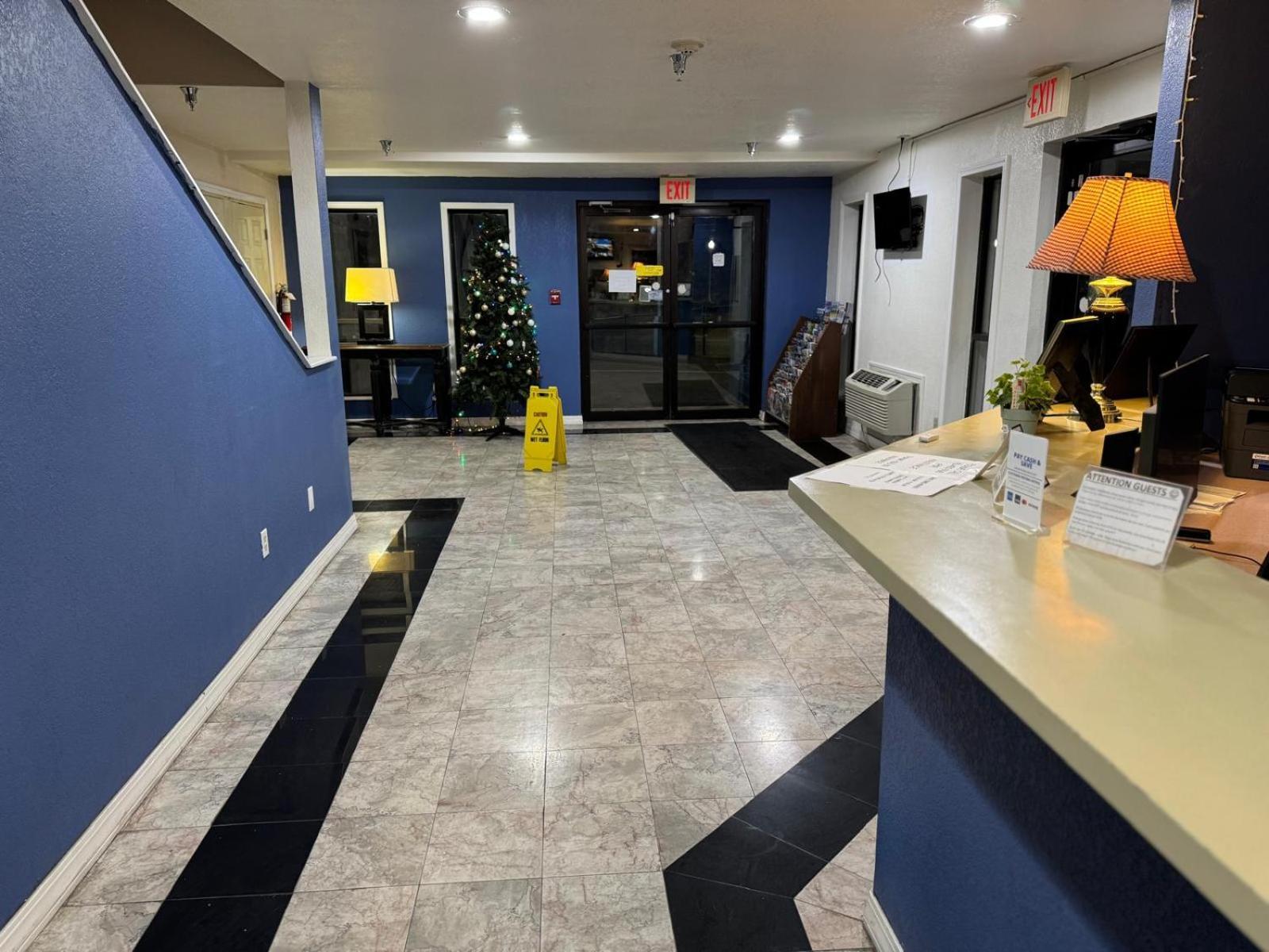 Express inn Junction city photo 3